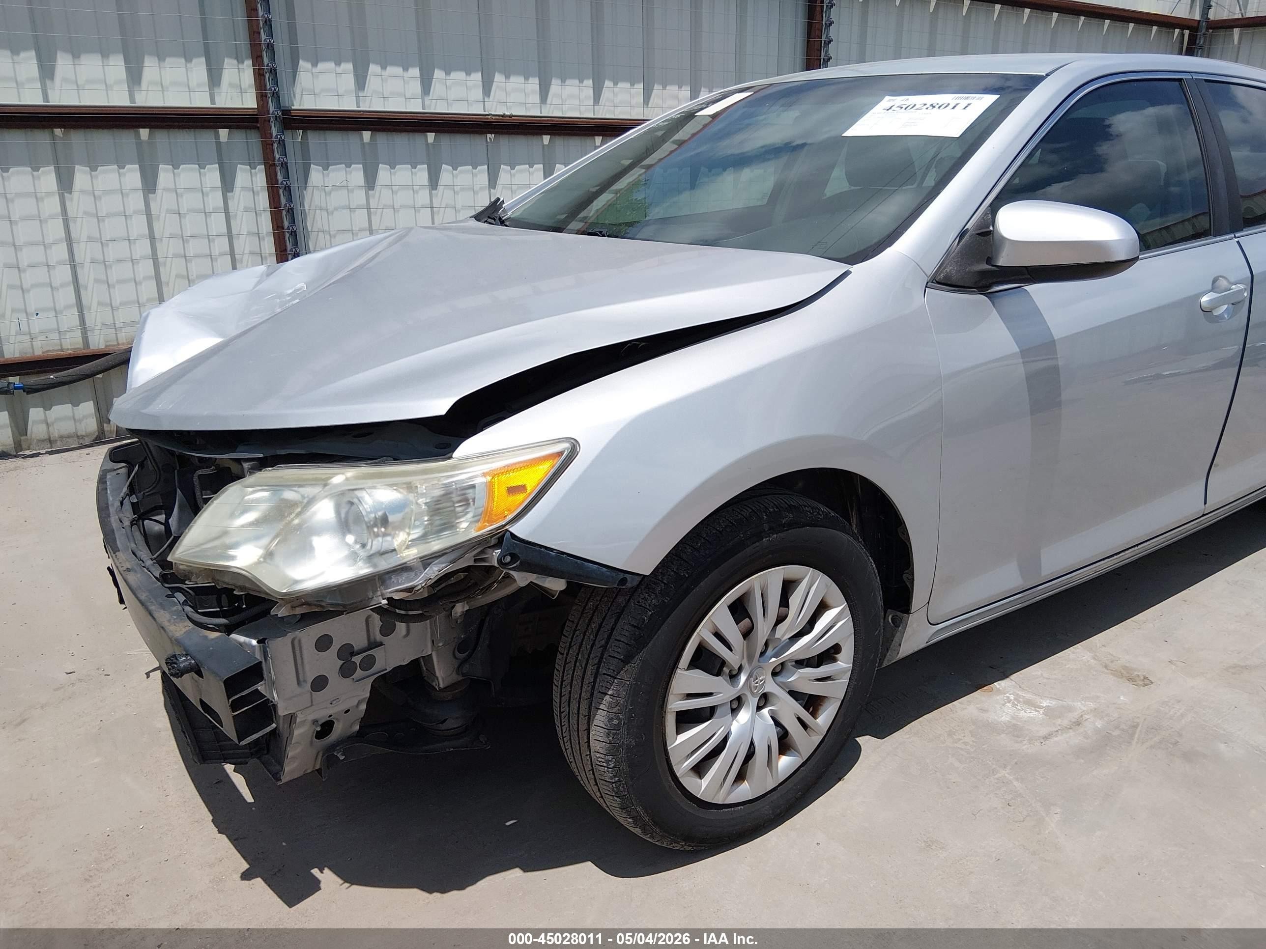 2012 Toyota Camry Le Silver vin: 4T1BF1FK5CU040671