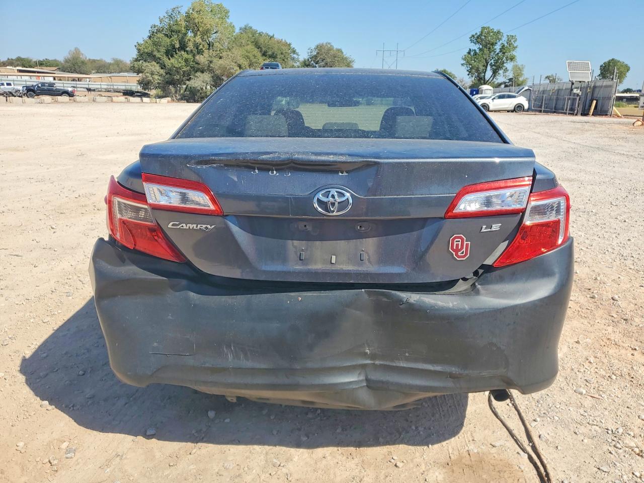2012 Toyota Camry Le Gray vin: 4T1BF1FK5CU042551