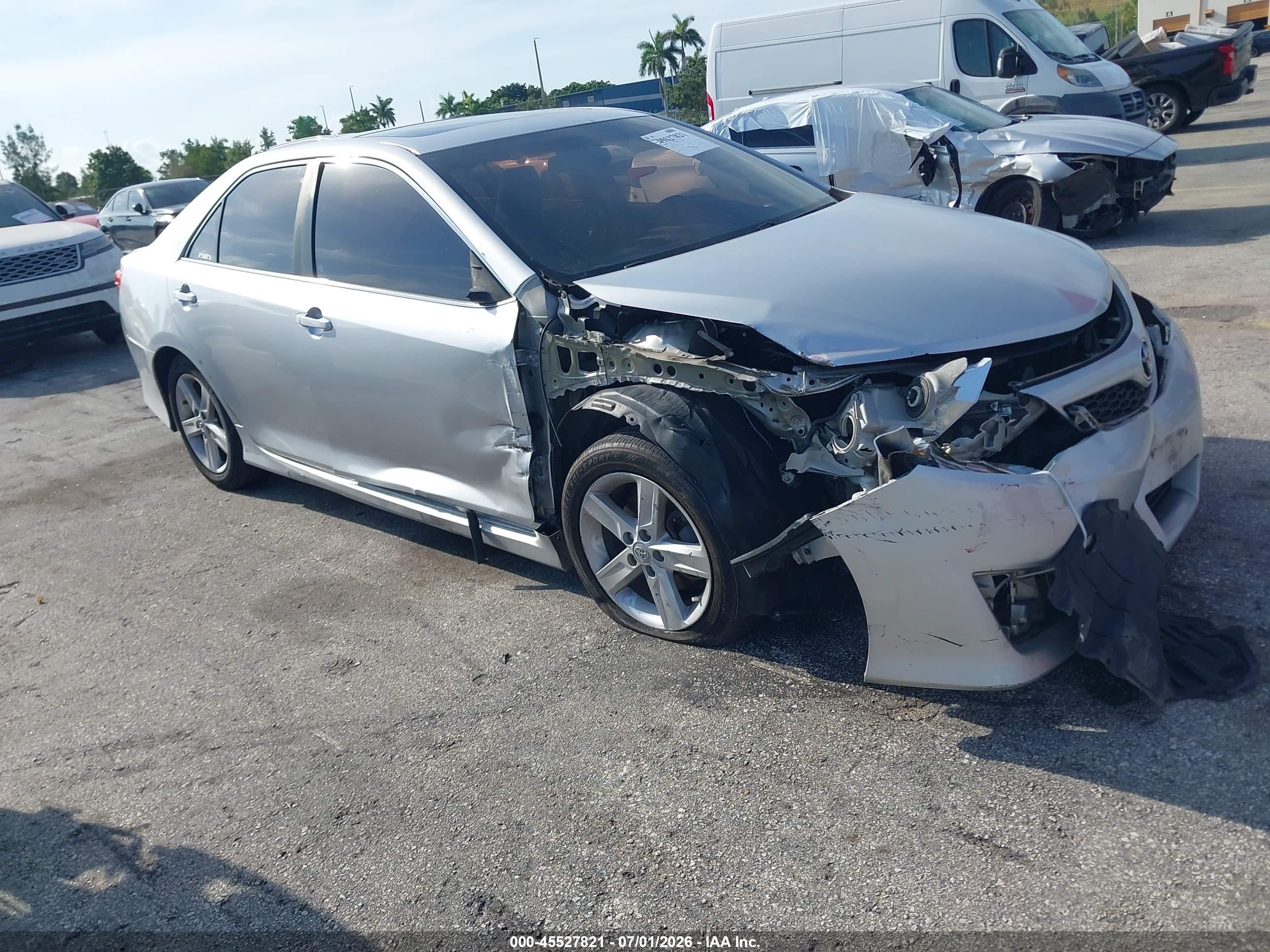 2012 Toyota Camry Se Silver vin: 4T1BF1FK5CU050956