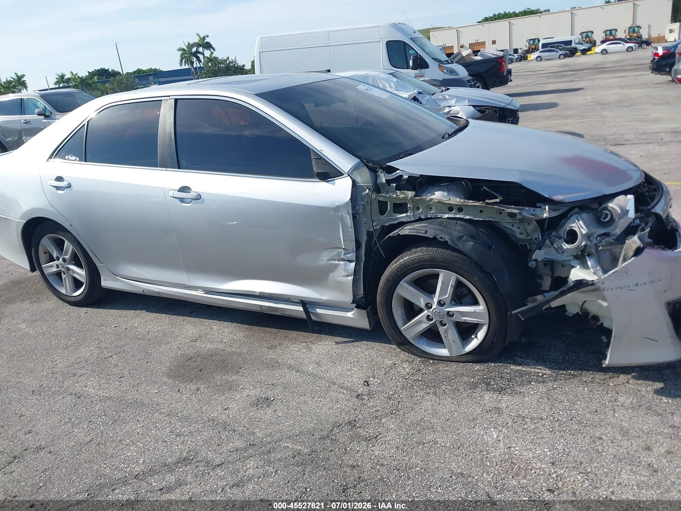 2012 Toyota Camry Se Silver vin: 4T1BF1FK5CU050956