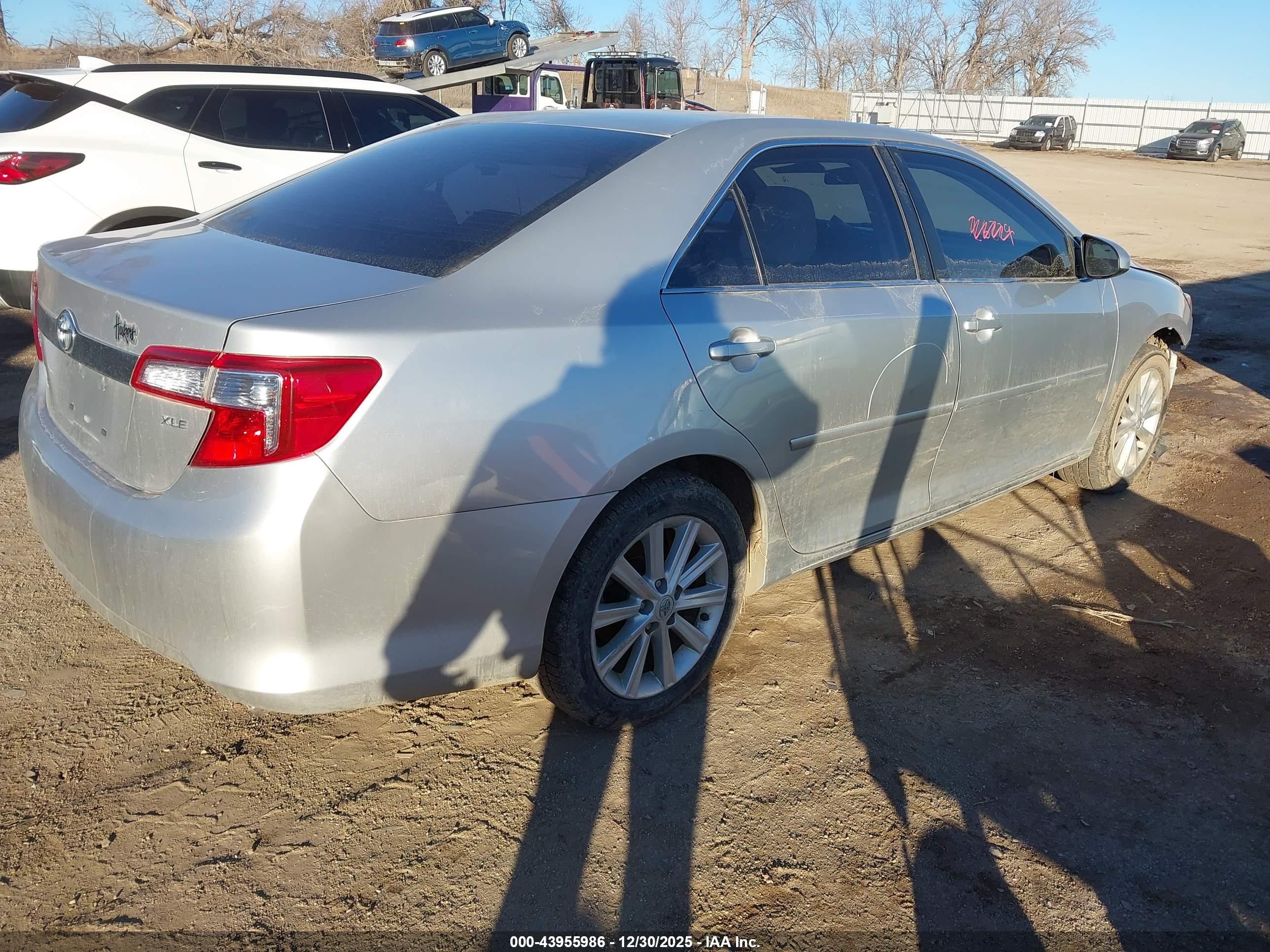 2012 Toyota Camry Xle Silver vin: 4T1BF1FK5CU063514