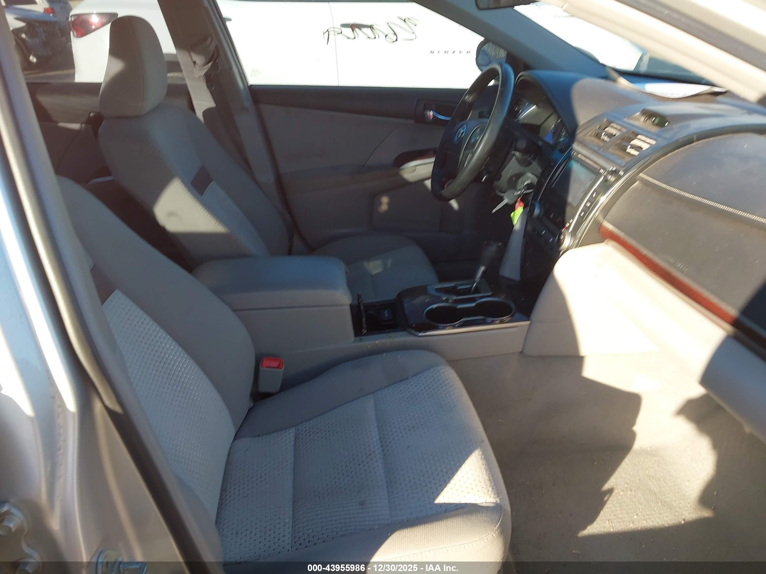 2012 Toyota Camry Xle Silver vin: 4T1BF1FK5CU063514