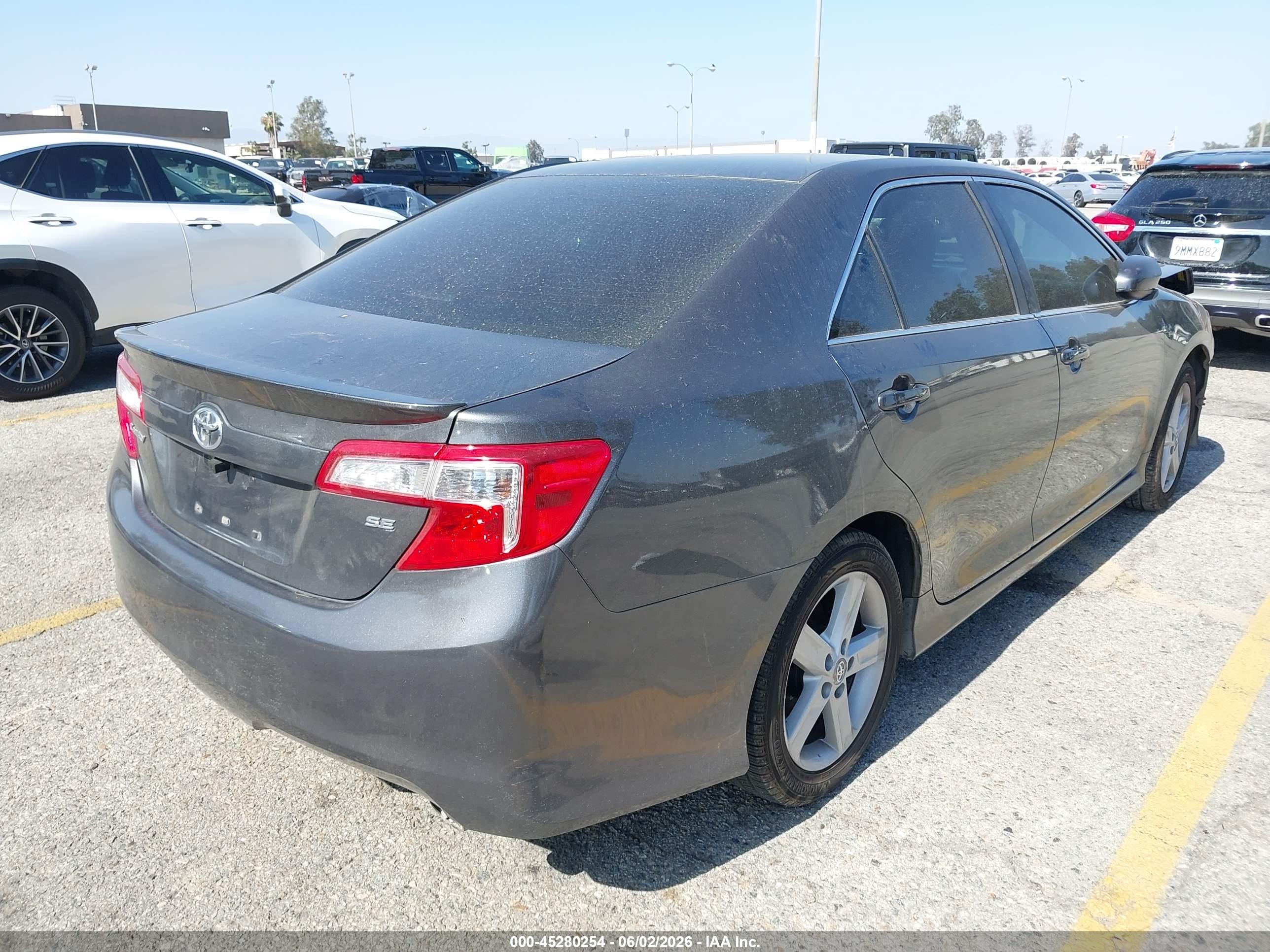 2012 Toyota Camry Se Серый vin: 4T1BF1FK5CU080068