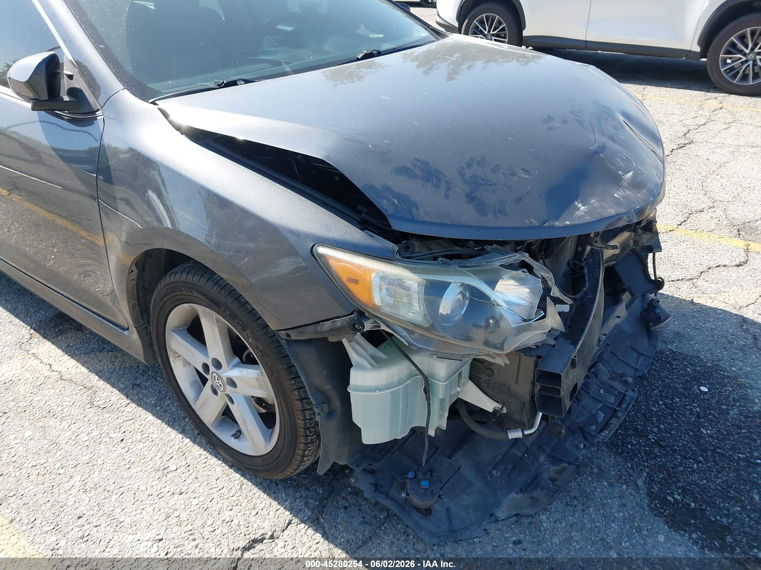 2012 Toyota Camry Se Серый vin: 4T1BF1FK5CU080068