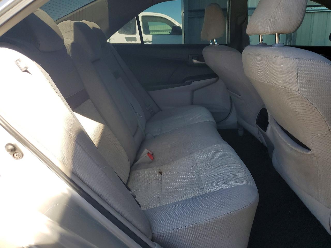 2012 Toyota Camry Le Серебряный vin: 4T1BF1FK5CU088591
