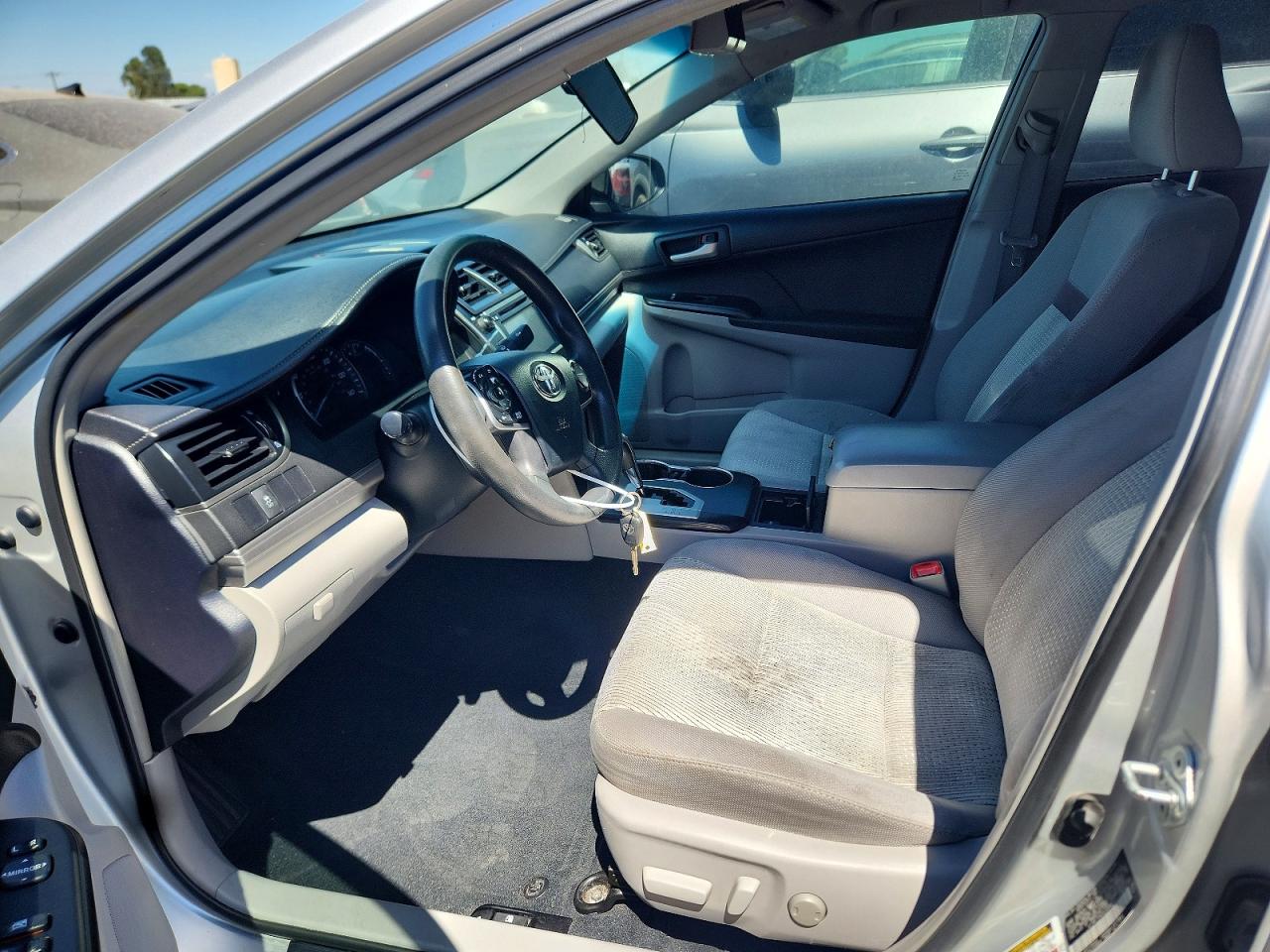 2012 Toyota Camry Le Серебряный vin: 4T1BF1FK5CU088591