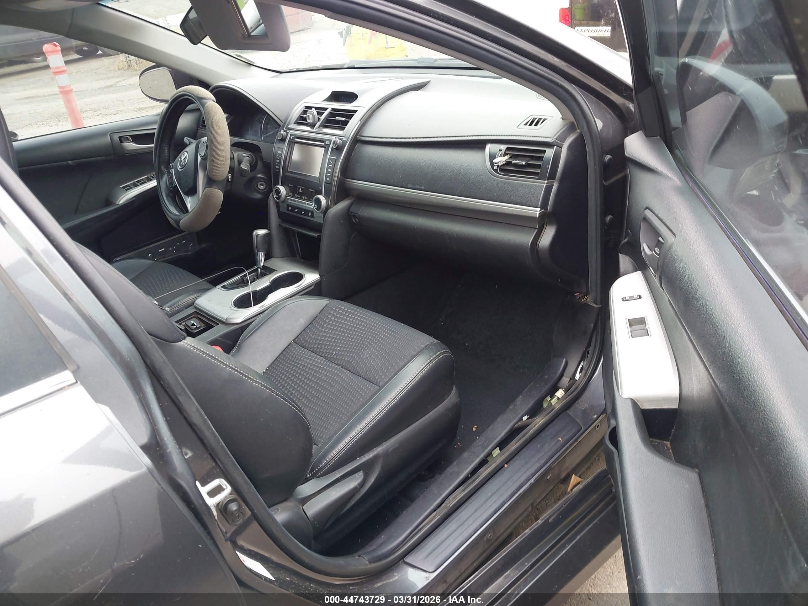 2012 Toyota Camry Se Gray vin: 4T1BF1FK5CU107981