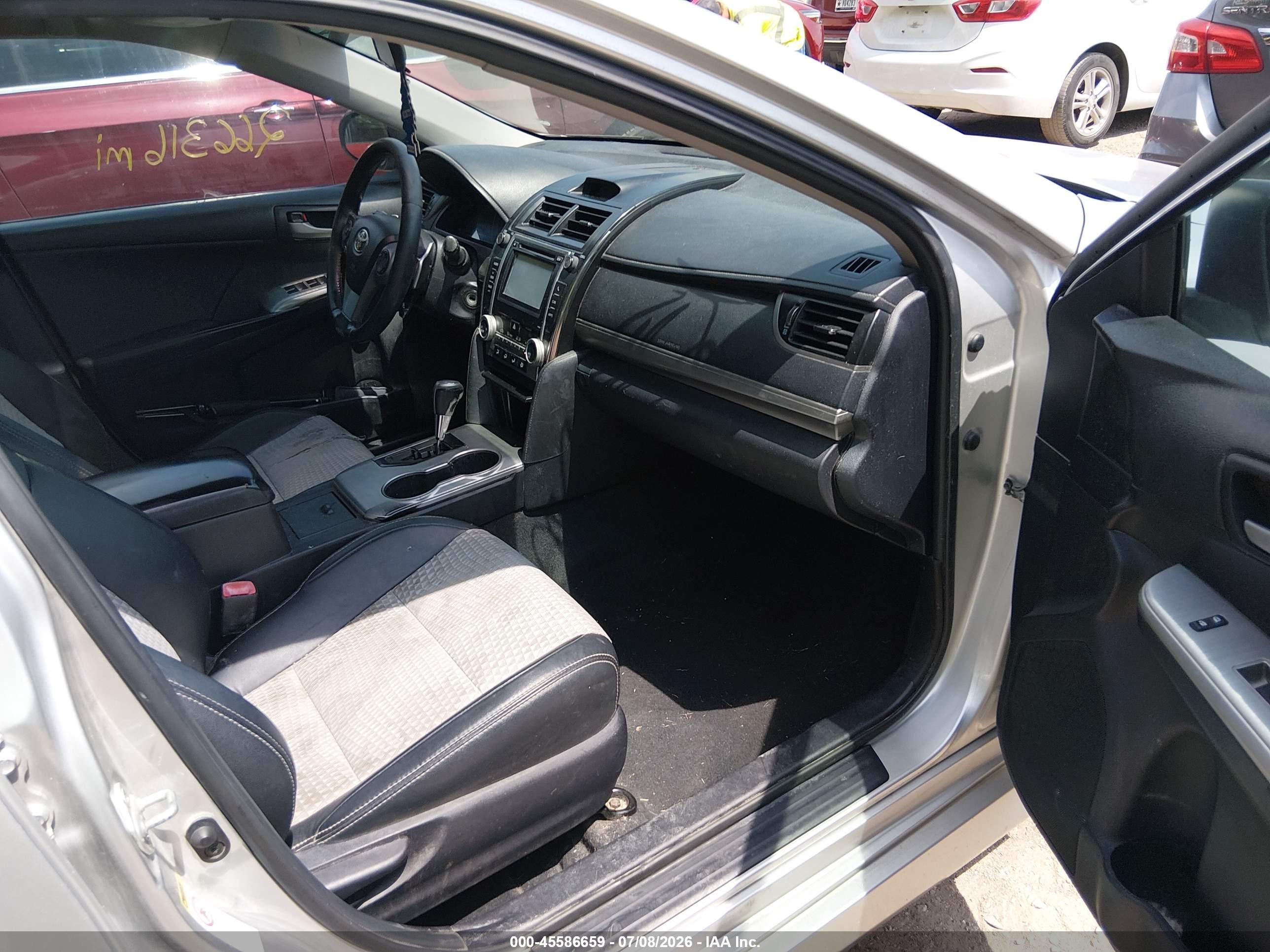 2012 Toyota Camry Se Silver vin: 4T1BF1FK5CU112775