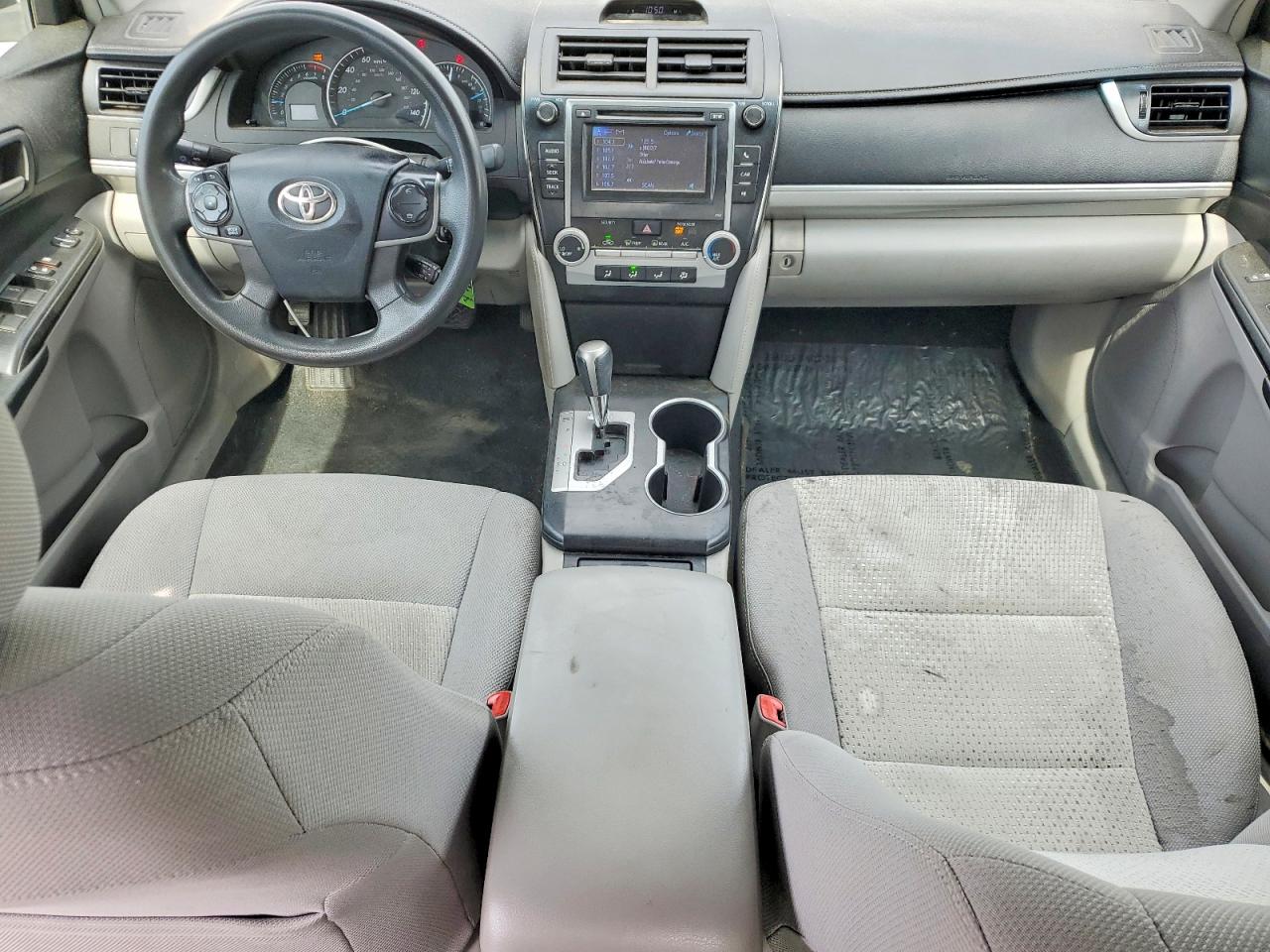 2012 Toyota Camry Le Серебряный vin: 4T1BF1FK5CU114266