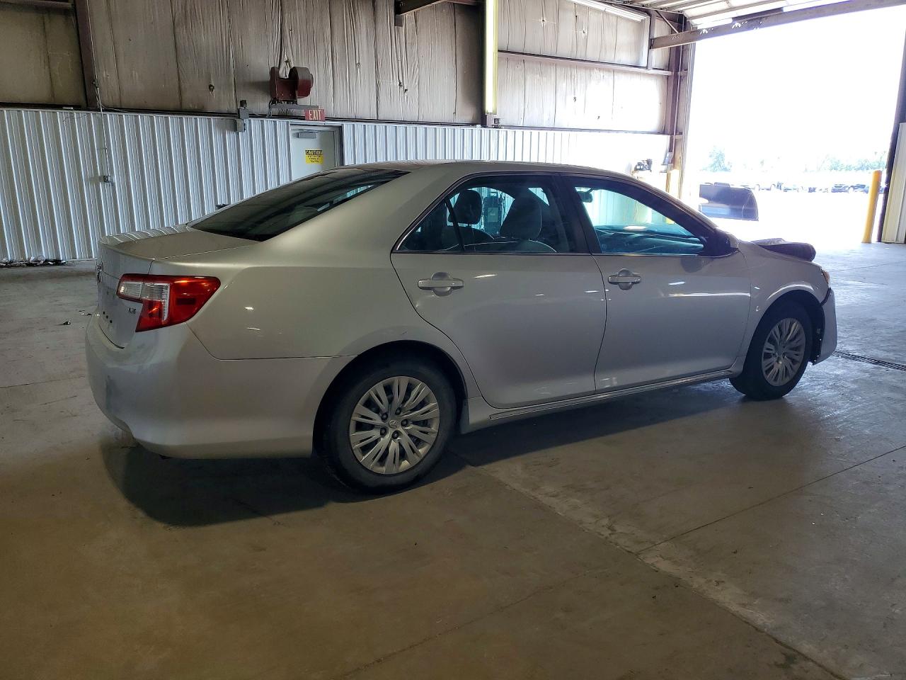 2012 Toyota Camry Le Silver vin: 4T1BF1FK5CU114915