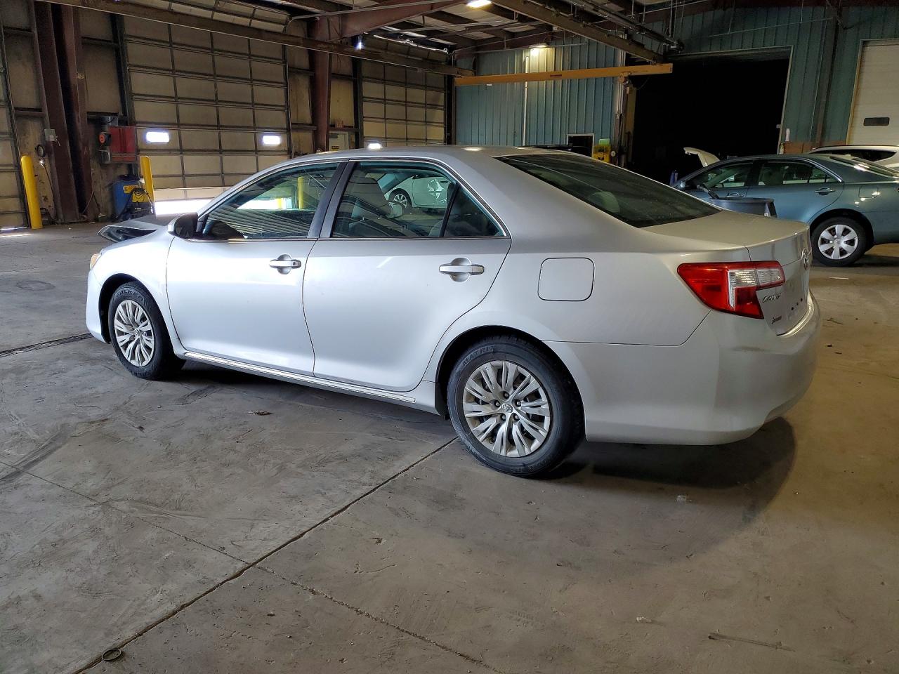2012 Toyota Camry Le Silver vin: 4T1BF1FK5CU114915