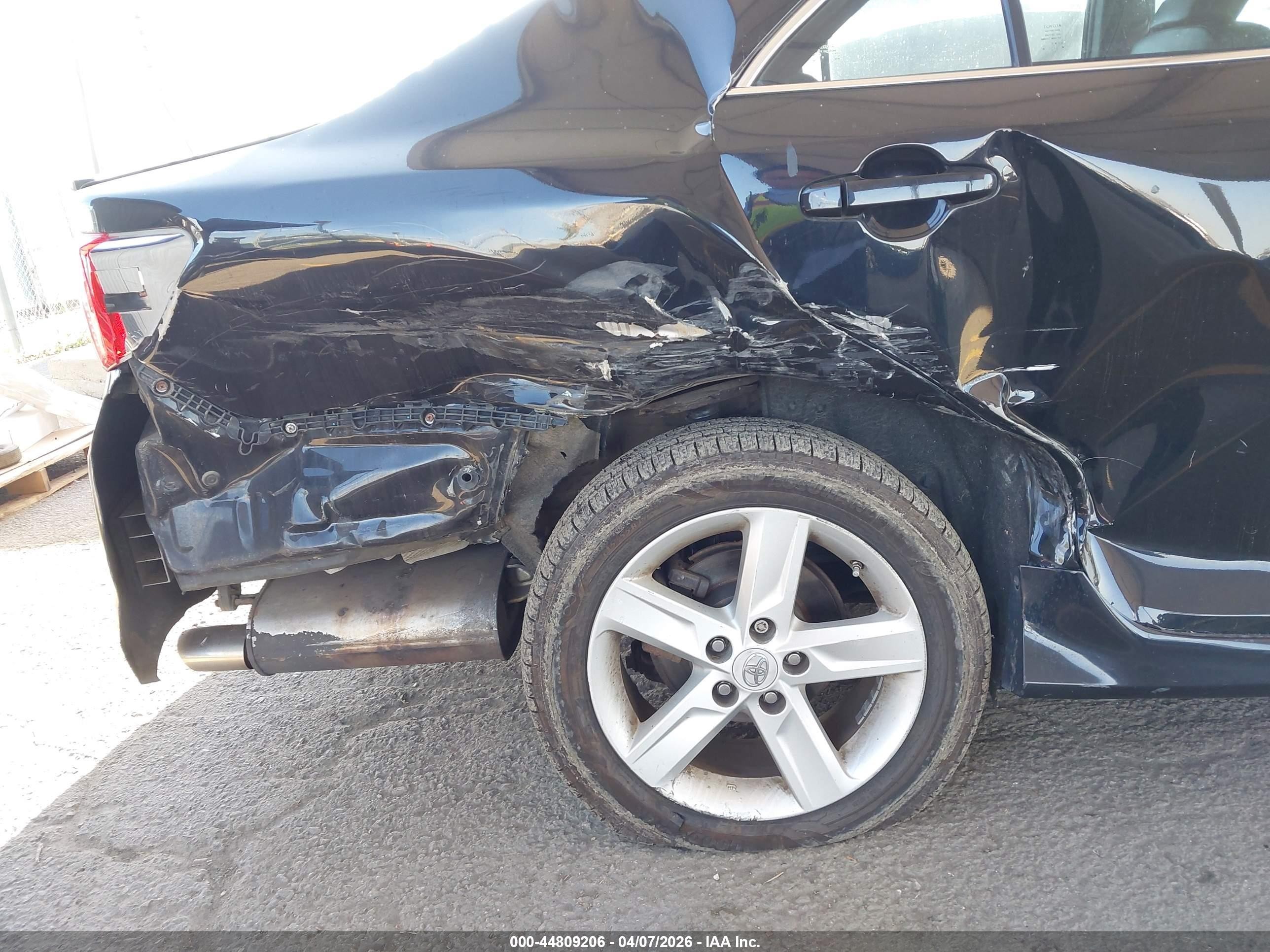 2012 Toyota Camry Se Черный vin: 4T1BF1FK5CU124019