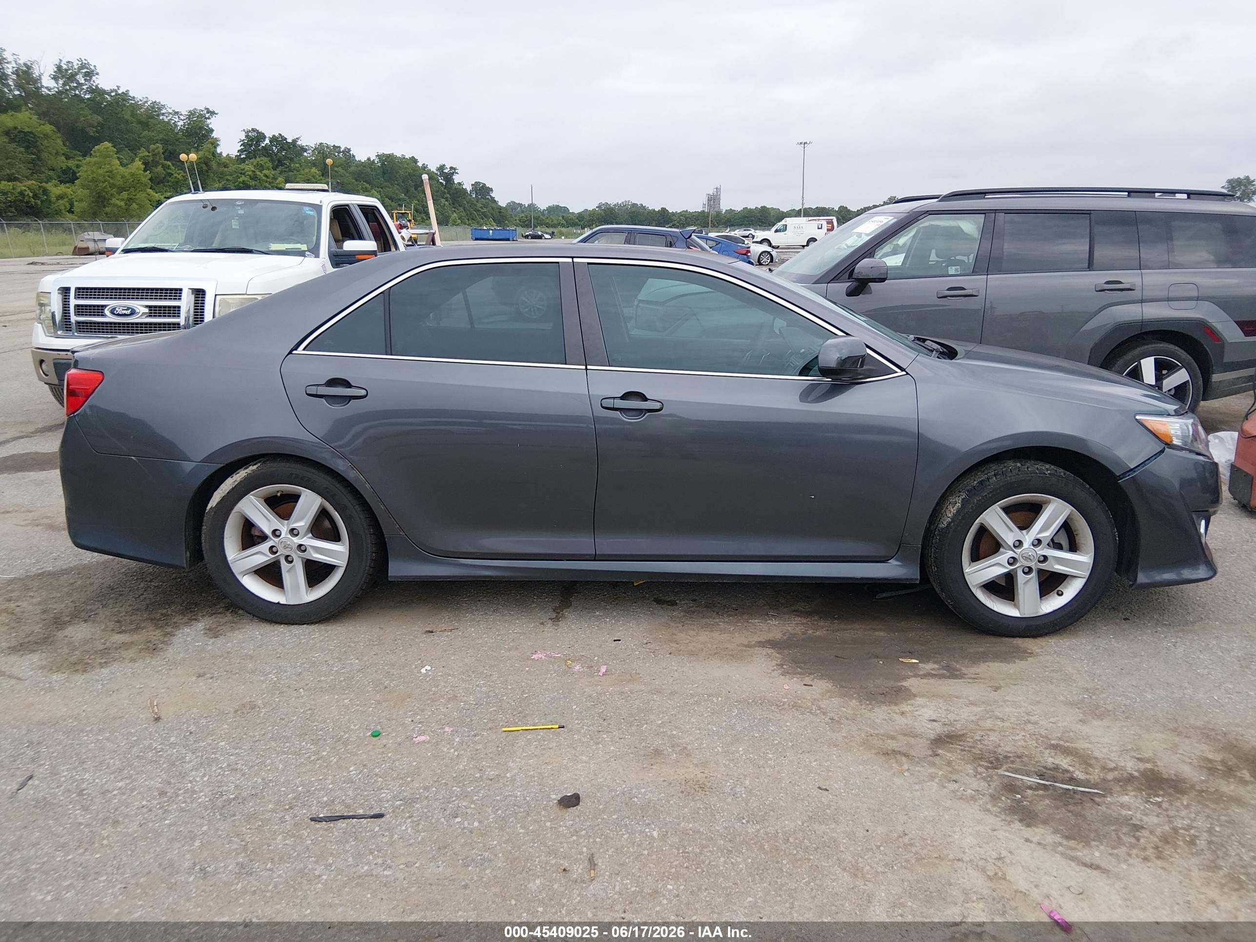 2012 Toyota Camry Se Gray vin: 4T1BF1FK5CU128748