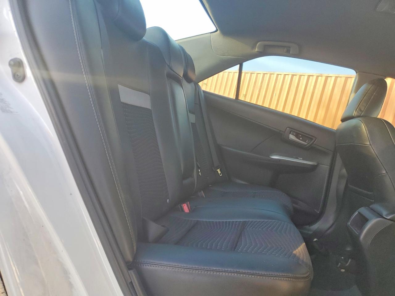 2012 Toyota Camry Base Белый vin: 4T1BF1FK5CU162172