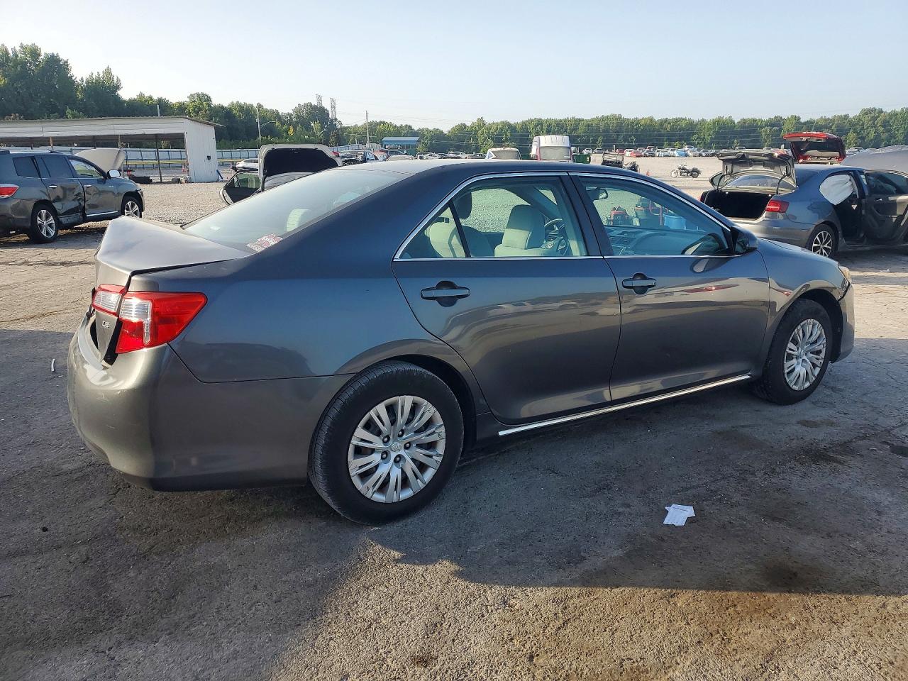 2012 Toyota Camry Le Gray vin: 4T1BF1FK5CU166576