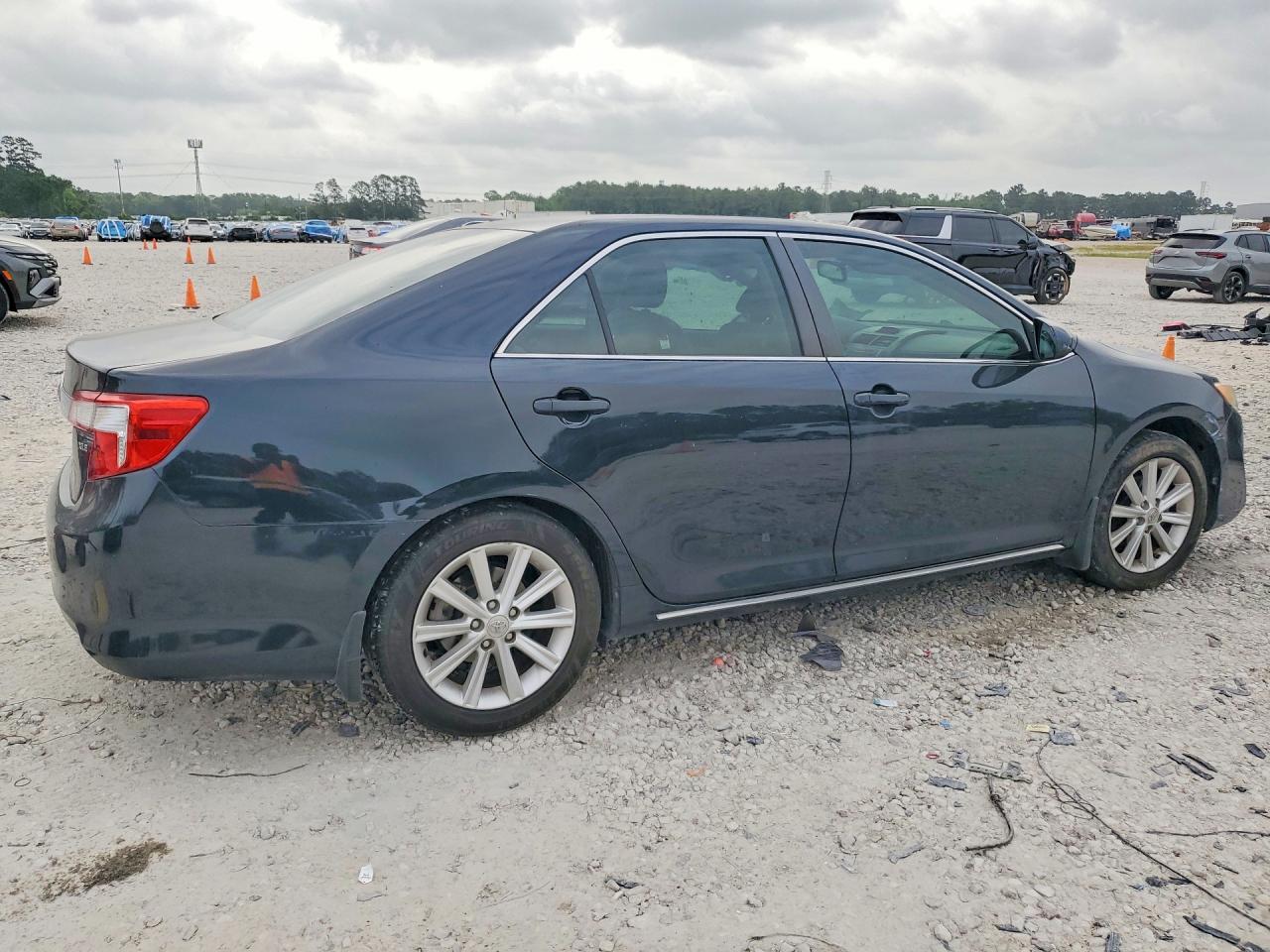 2012 Toyota Camry Xle Charcoal vin: 4T1BF1FK5CU171079