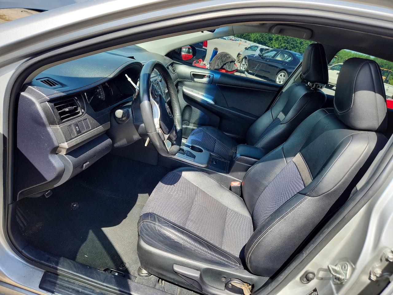 2012 Toyota Camry Se Silver vin: 4T1BF1FK5CU178372