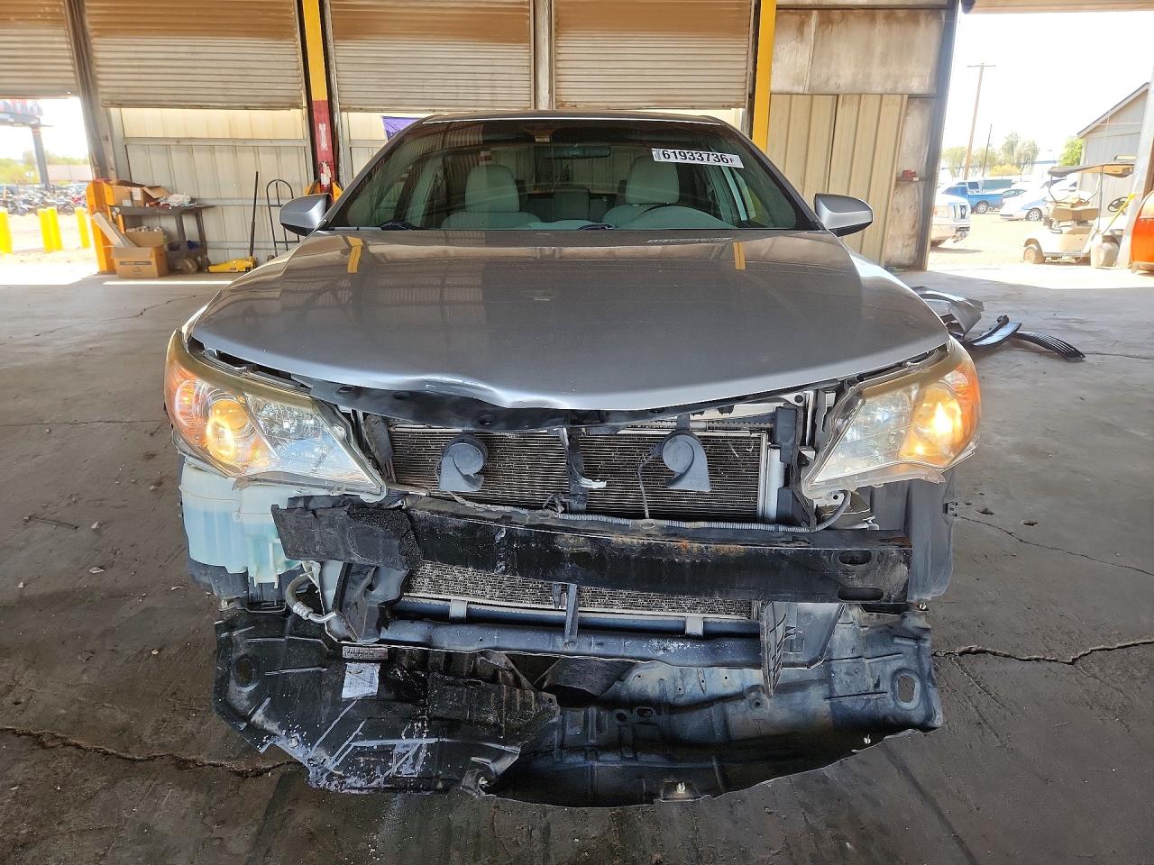 2012 Toyota Camry Le Серебряный vin: 4T1BF1FK5CU192191