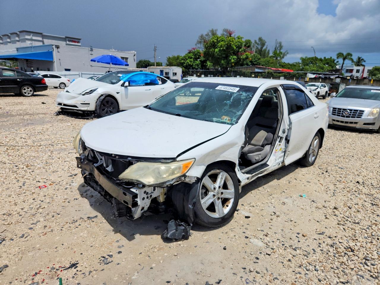 2012 Toyota Camry Le White vin: 4T1BF1FK5CU199836