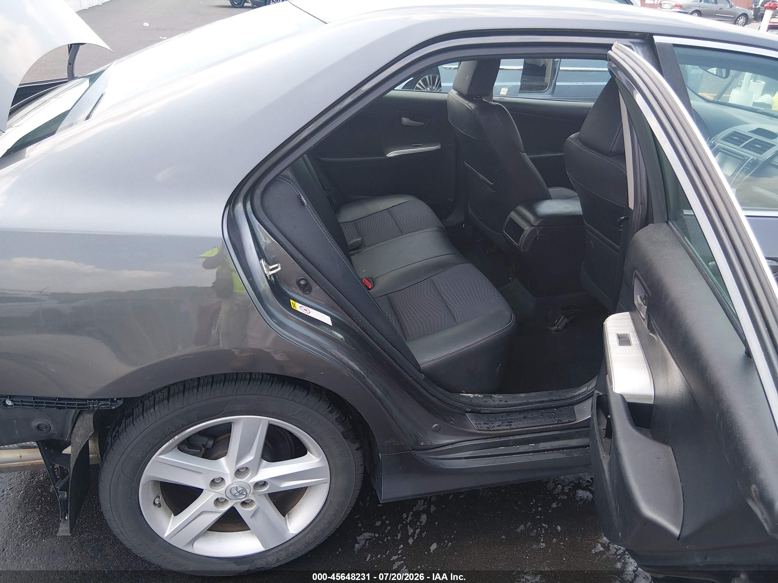 2012 Toyota Camry Se Gray vin: 4T1BF1FK5CU200368