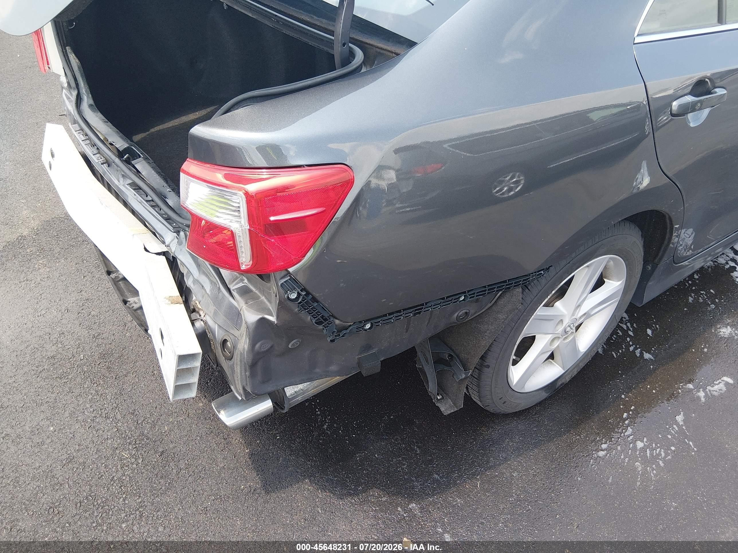 2012 Toyota Camry Se Gray vin: 4T1BF1FK5CU200368