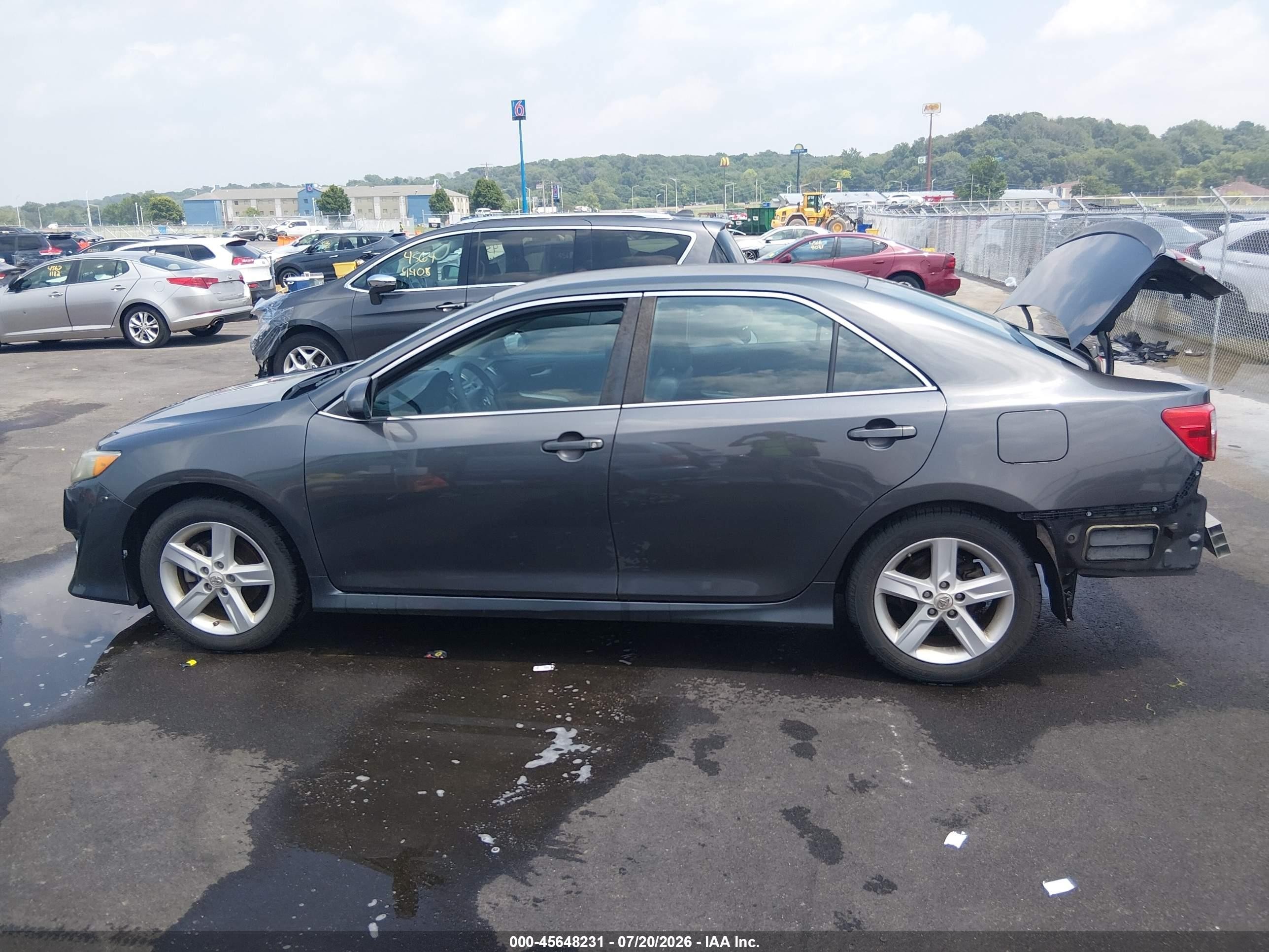 2012 Toyota Camry Se Gray vin: 4T1BF1FK5CU200368