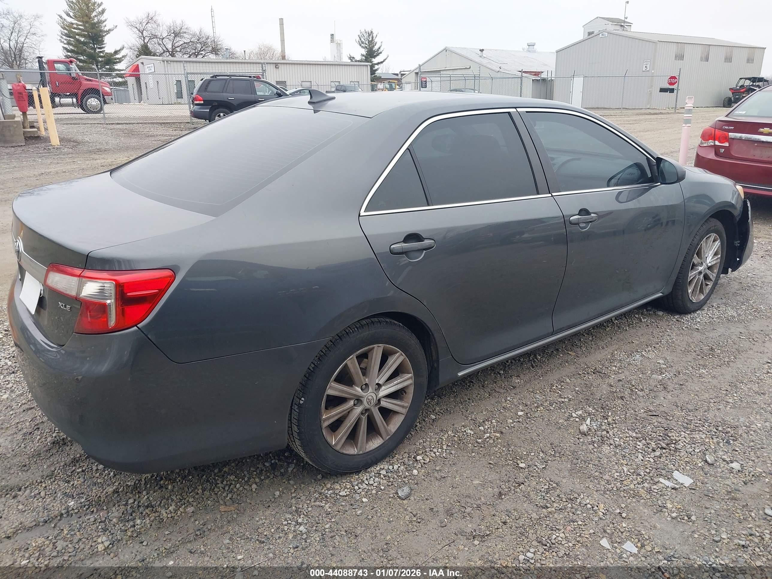 2012 Toyota Camry Xle Gray vin: 4T1BF1FK5CU504641