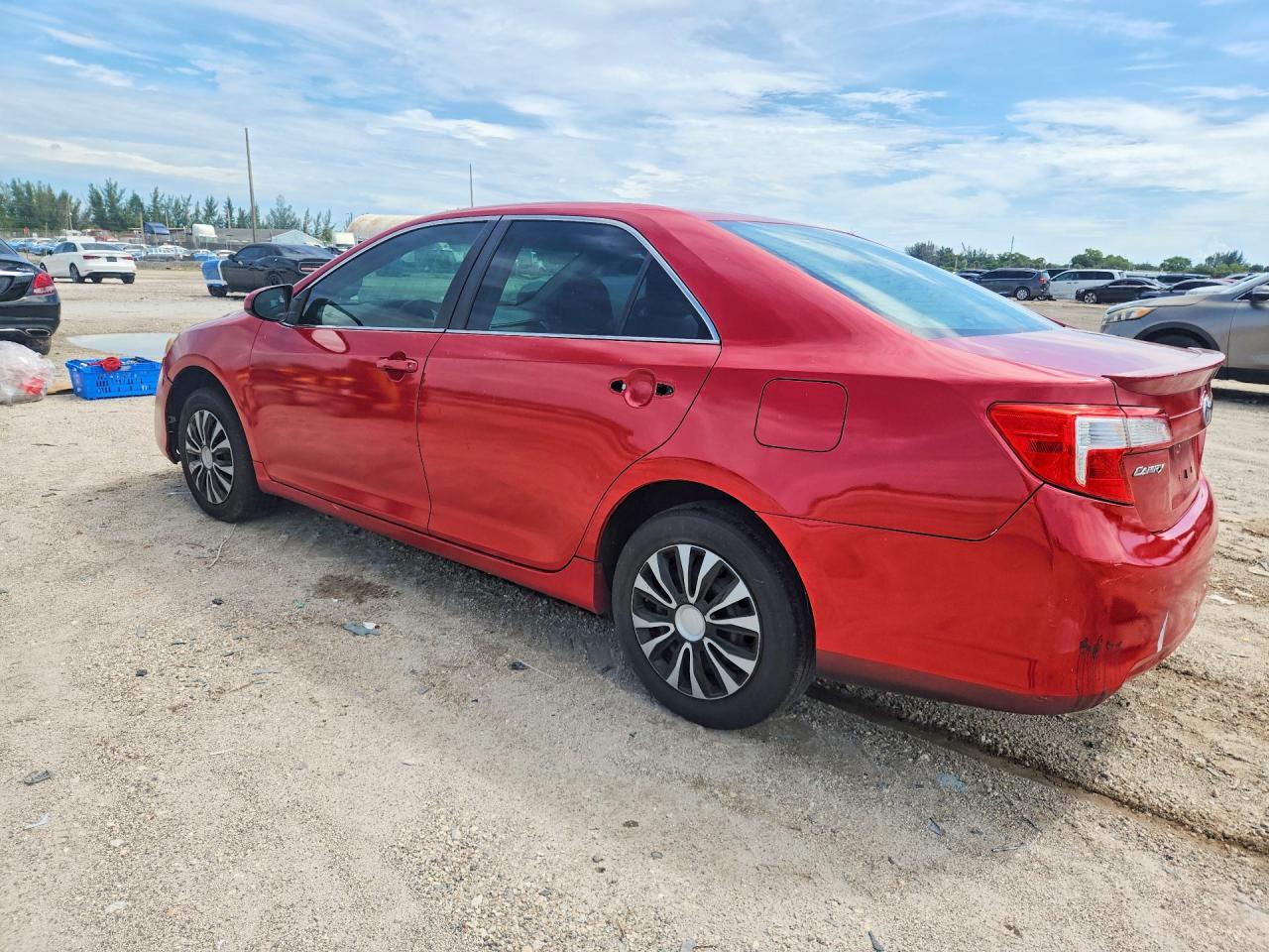 2012 Toyota Camry L Red vin: 4T1BF1FK5CU510181