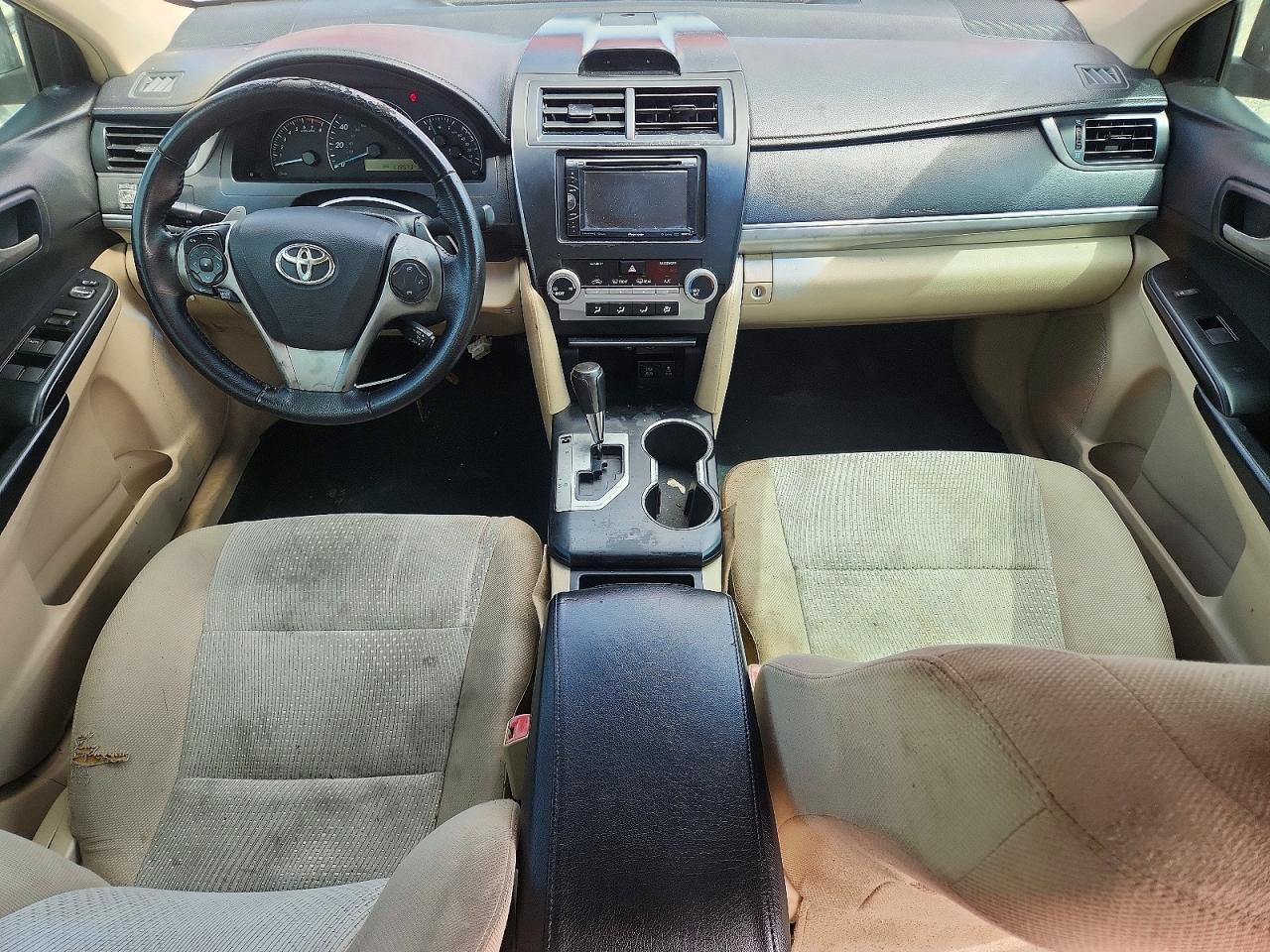 2012 Toyota Camry L Red vin: 4T1BF1FK5CU510181