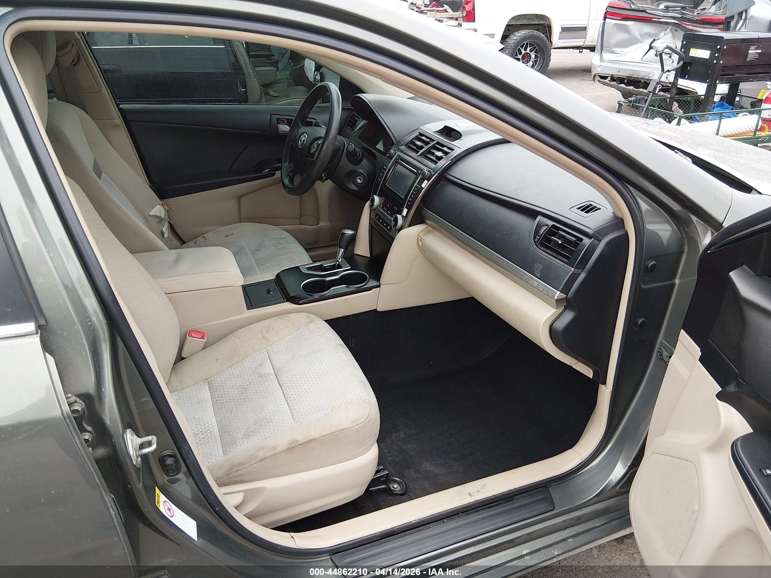 2012 Toyota Camry Le Зеленый vin: 4T1BF1FK5CU514733