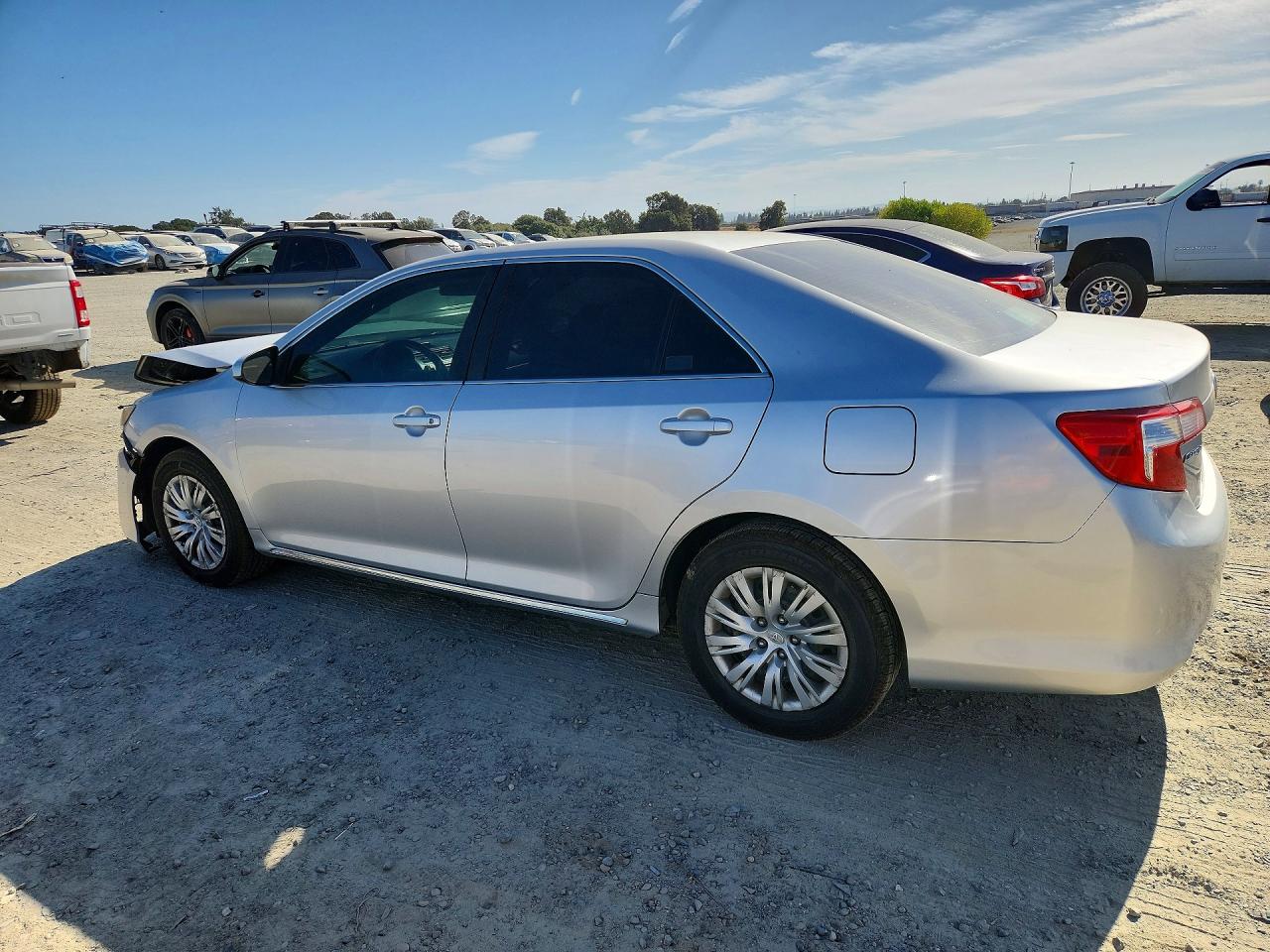 2012 Toyota Camry Le Серебряный vin: 4T1BF1FK5CU519673