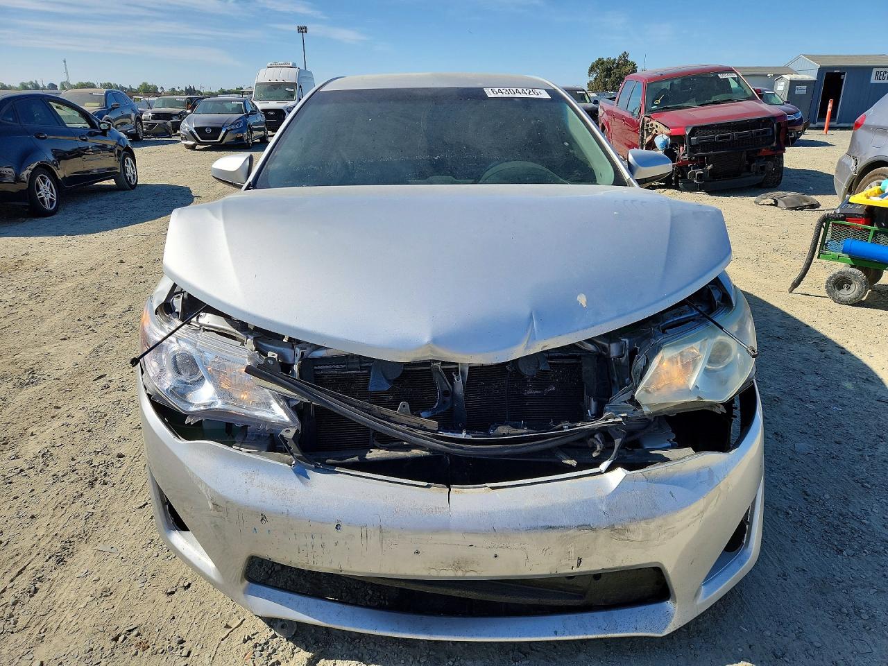 2012 Toyota Camry Le Серебряный vin: 4T1BF1FK5CU519673