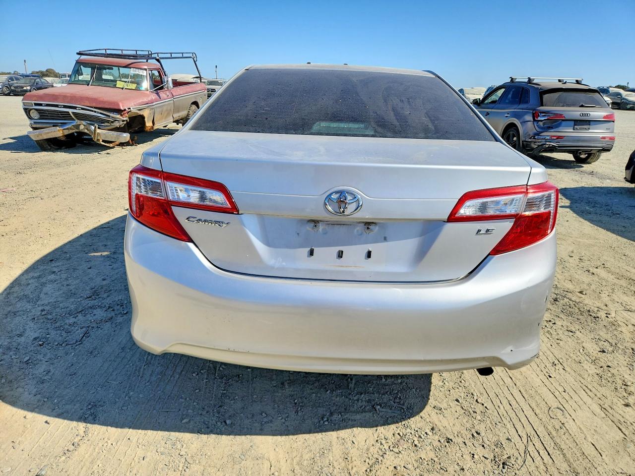 2012 Toyota Camry Le Серебряный vin: 4T1BF1FK5CU519673