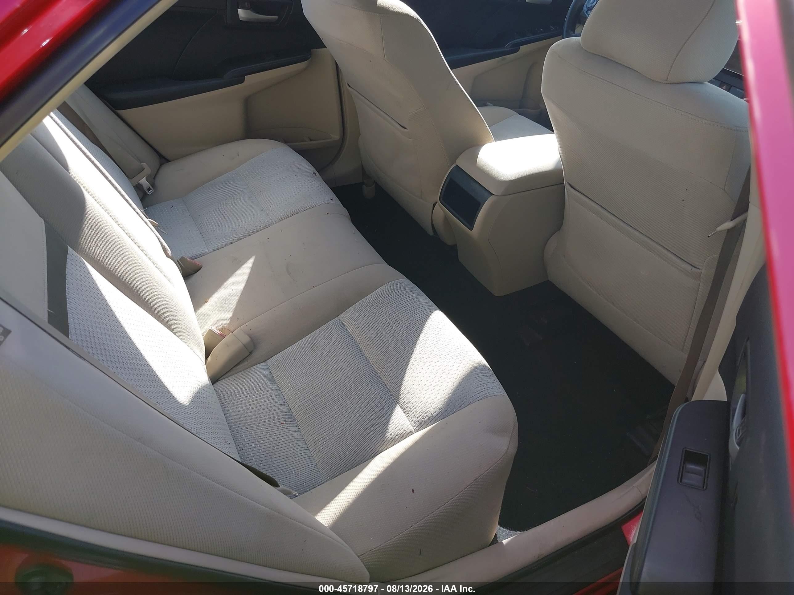 2012 Toyota Camry Le Red vin: 4T1BF1FK5CU520287
