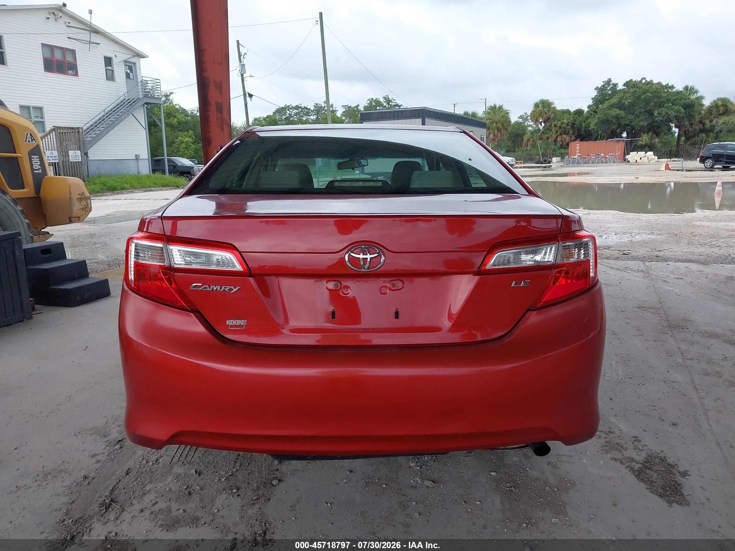 2012 Toyota Camry Le Red vin: 4T1BF1FK5CU520287