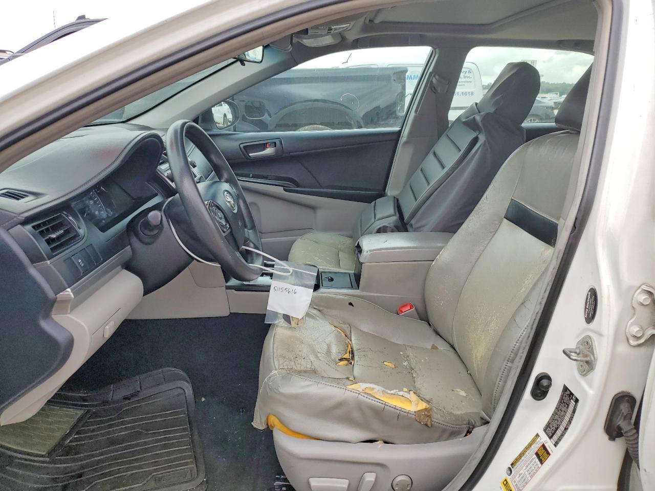 2012 Toyota Camry Le White vin: 4T1BF1FK5CU521990
