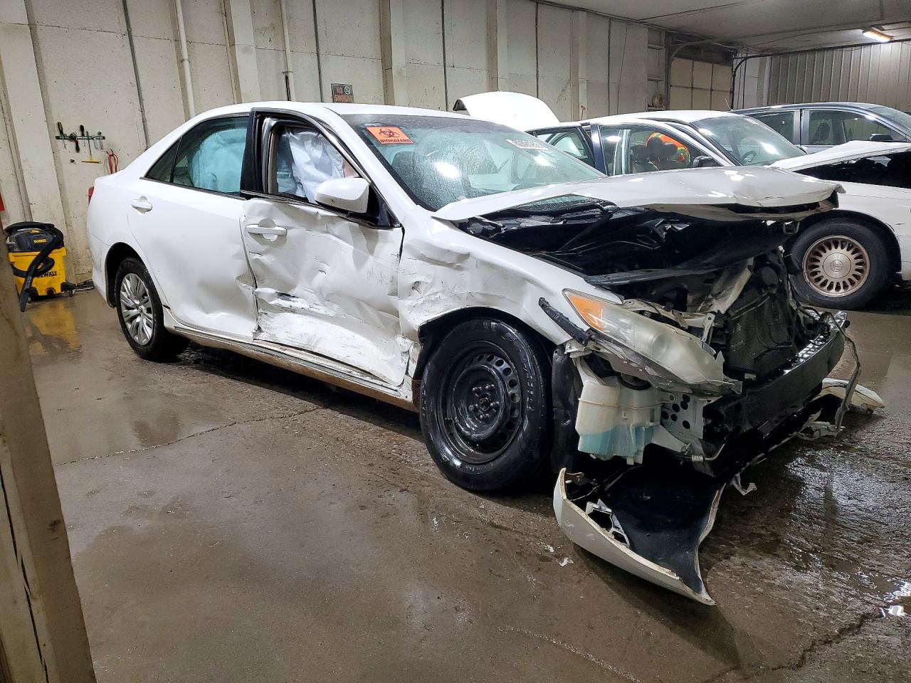 2012 Toyota Camry Le White vin: 4T1BF1FK5CU531936