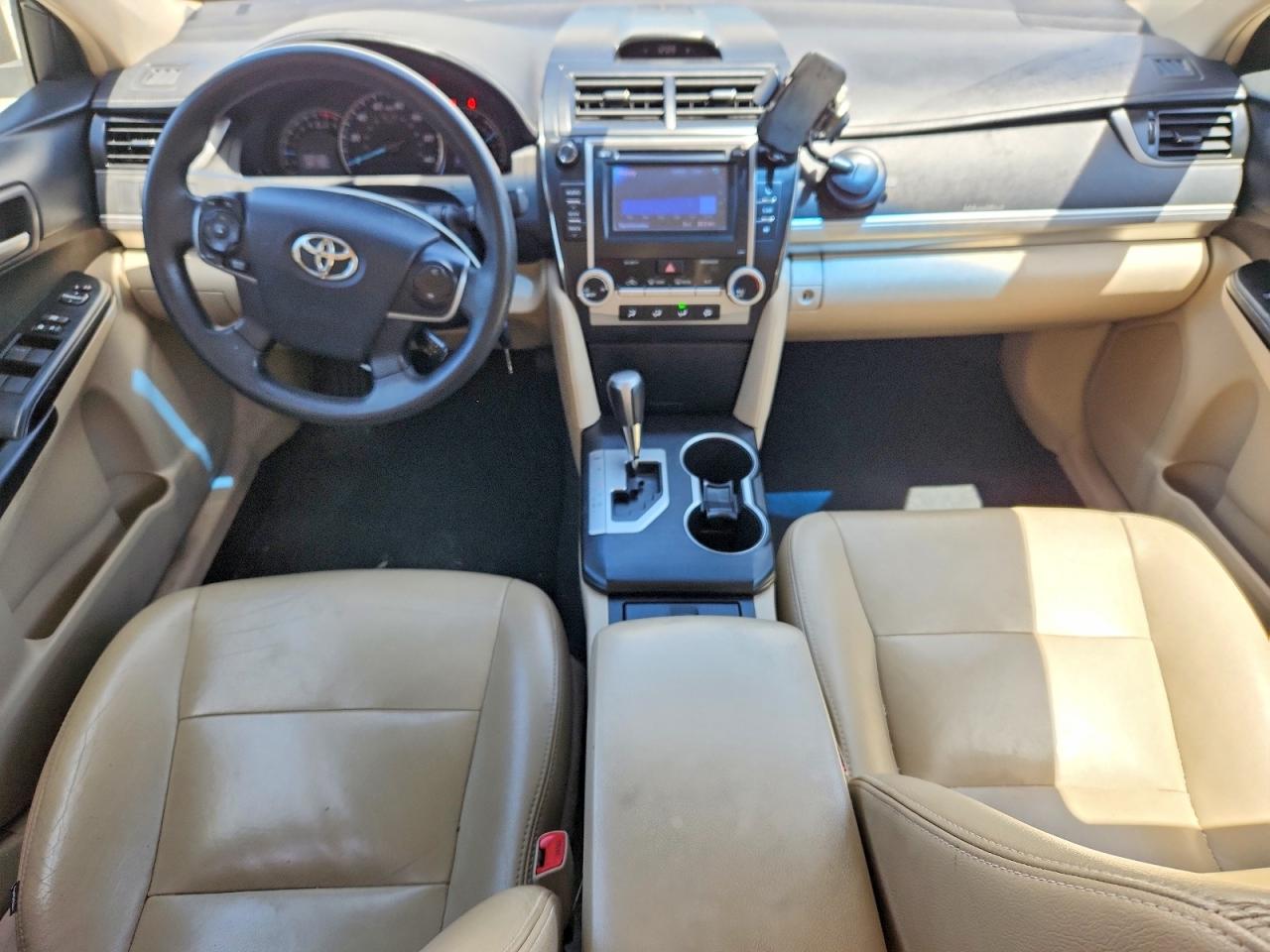 2012 Toyota Camry Le White vin: 4T1BF1FK5CU541396