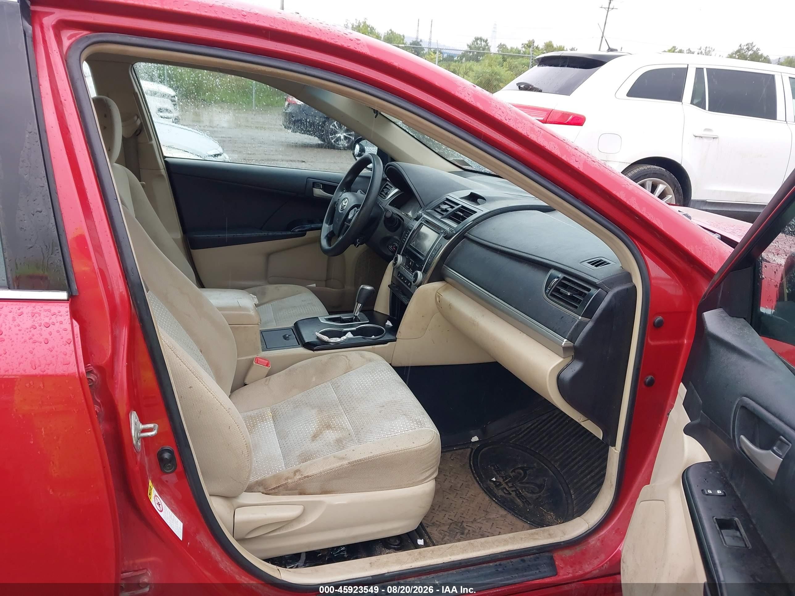 2012 Toyota Camry Le Red vin: 4T1BF1FK5CU549448