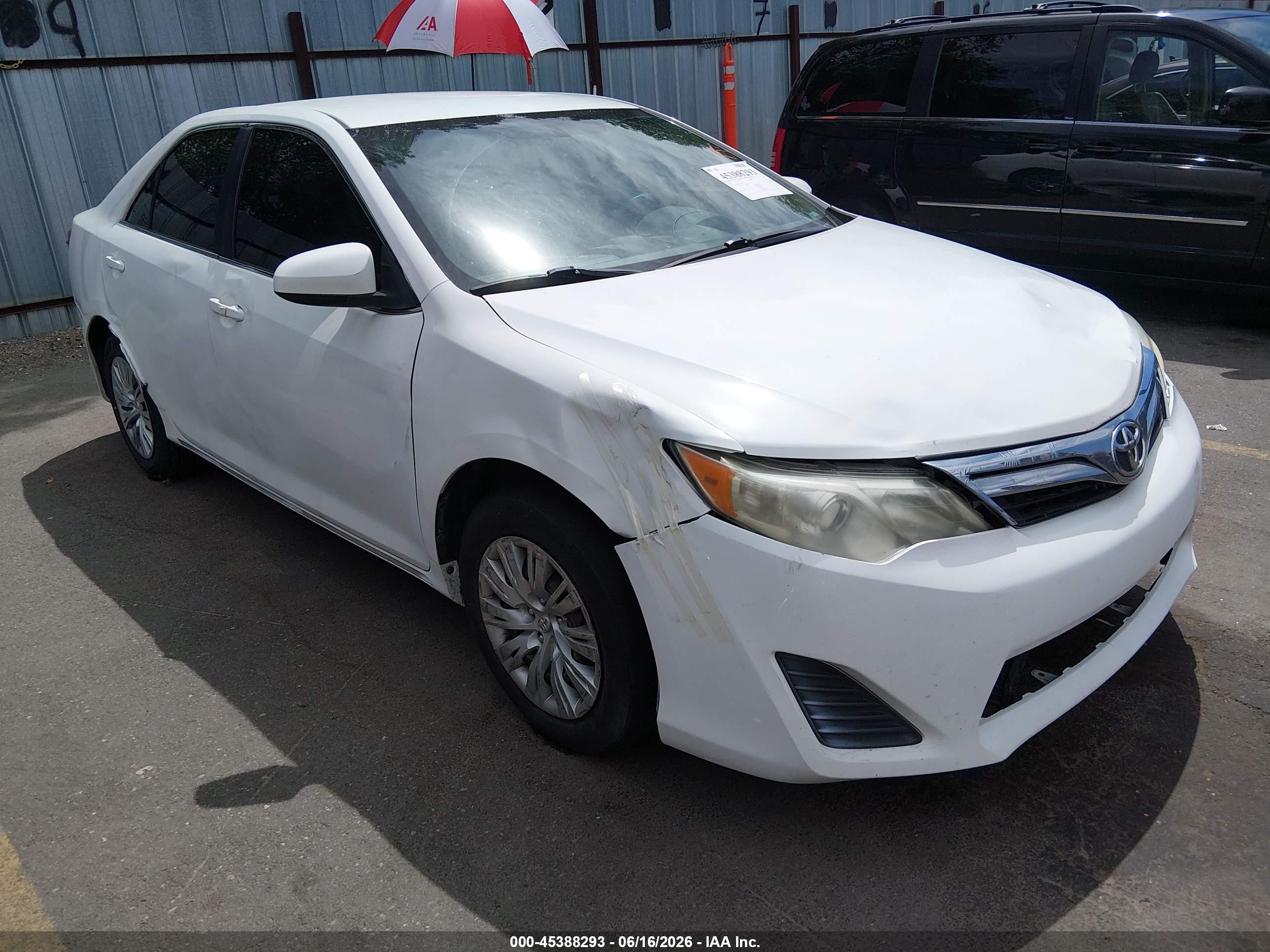 2012 Toyota Camry Le Белый vin: 4T1BF1FK5CU557064