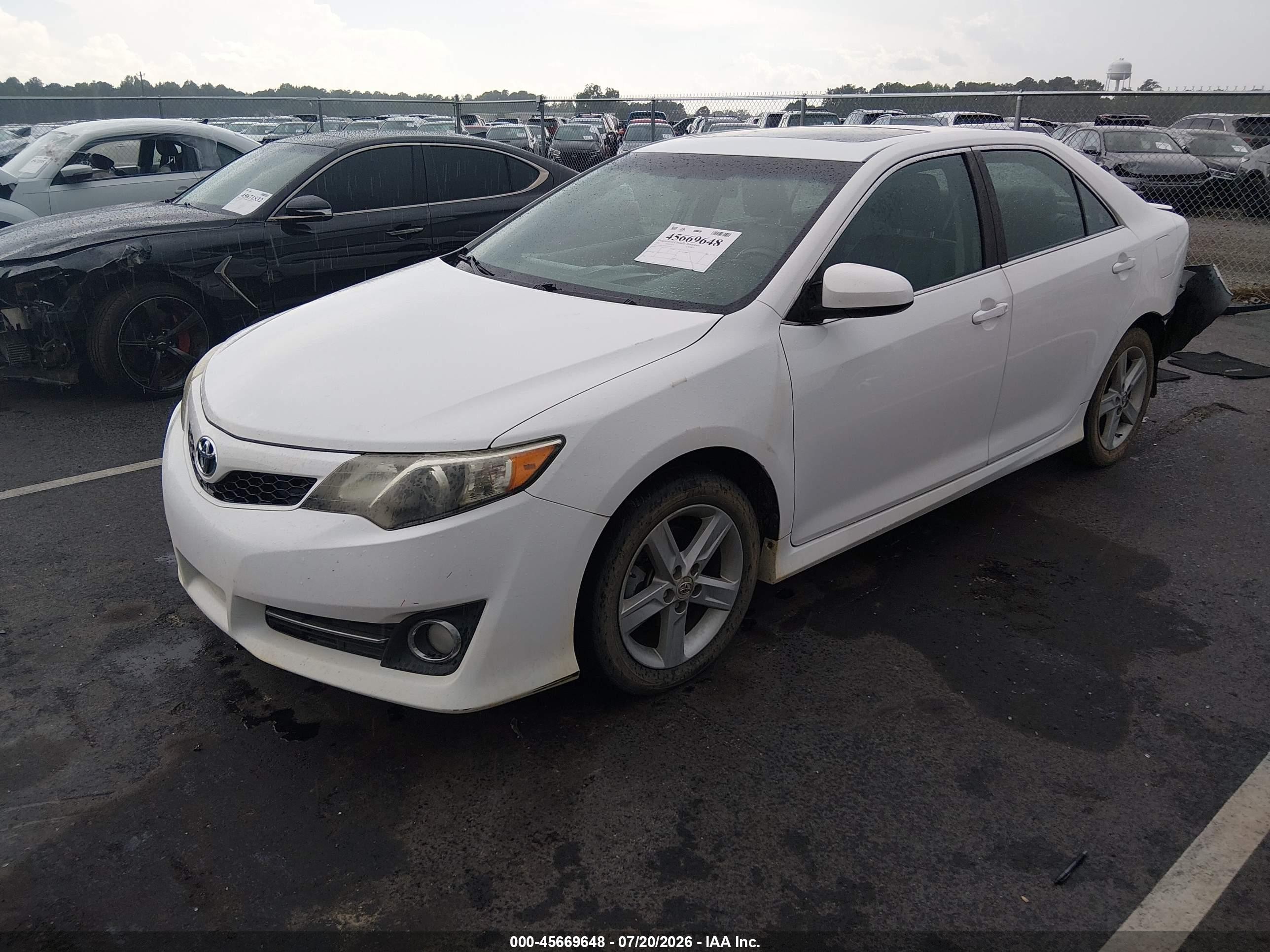 2012 Toyota Camry Se White vin: 4T1BF1FK5CU577315