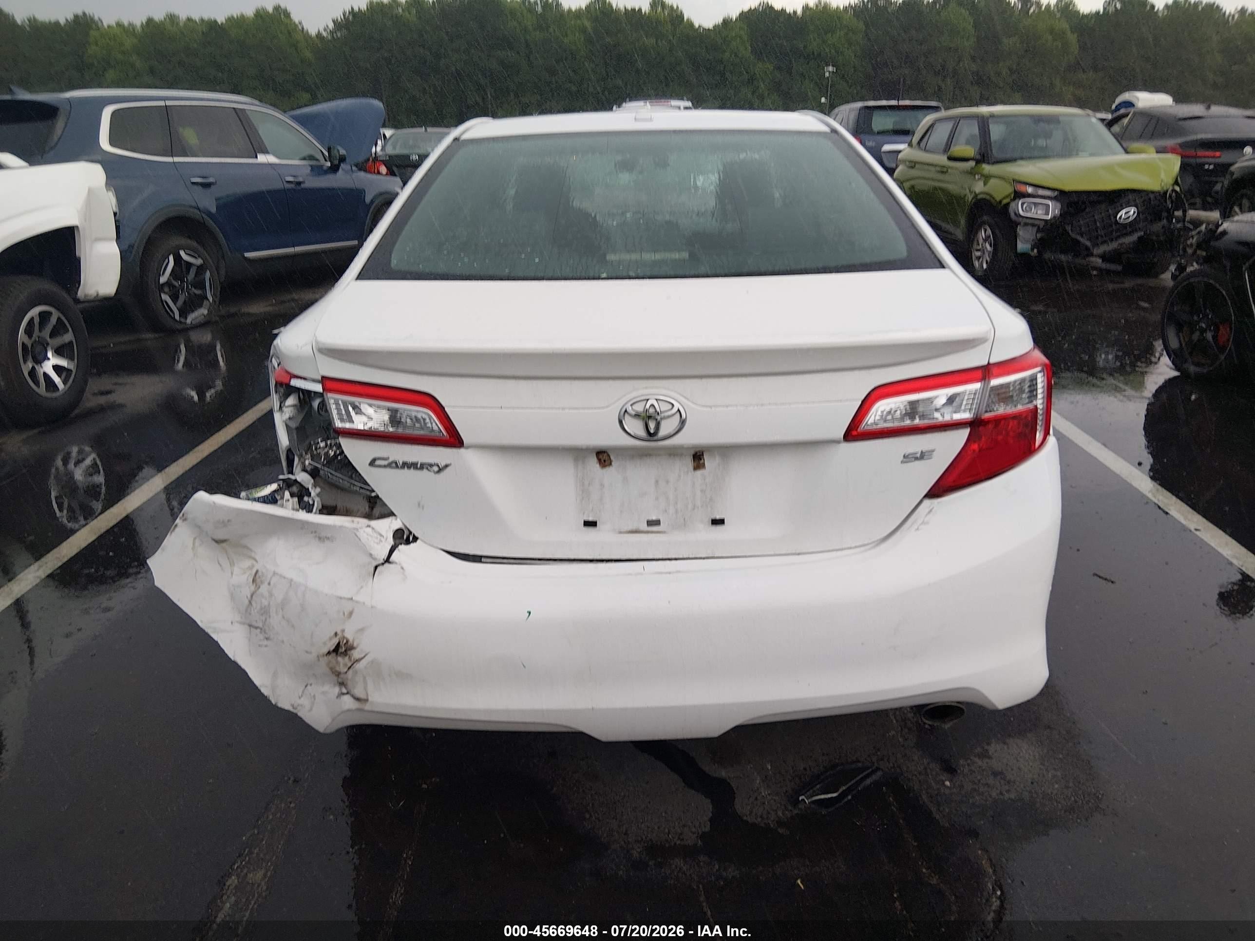 2012 Toyota Camry Se White vin: 4T1BF1FK5CU577315