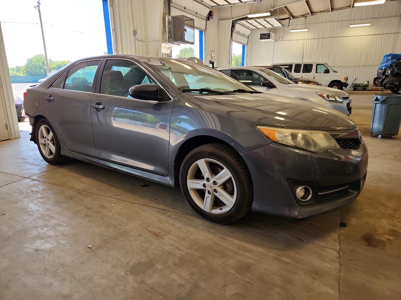 2012 Toyota Camry Se Gray vin: 4T1BF1FK5CU577864