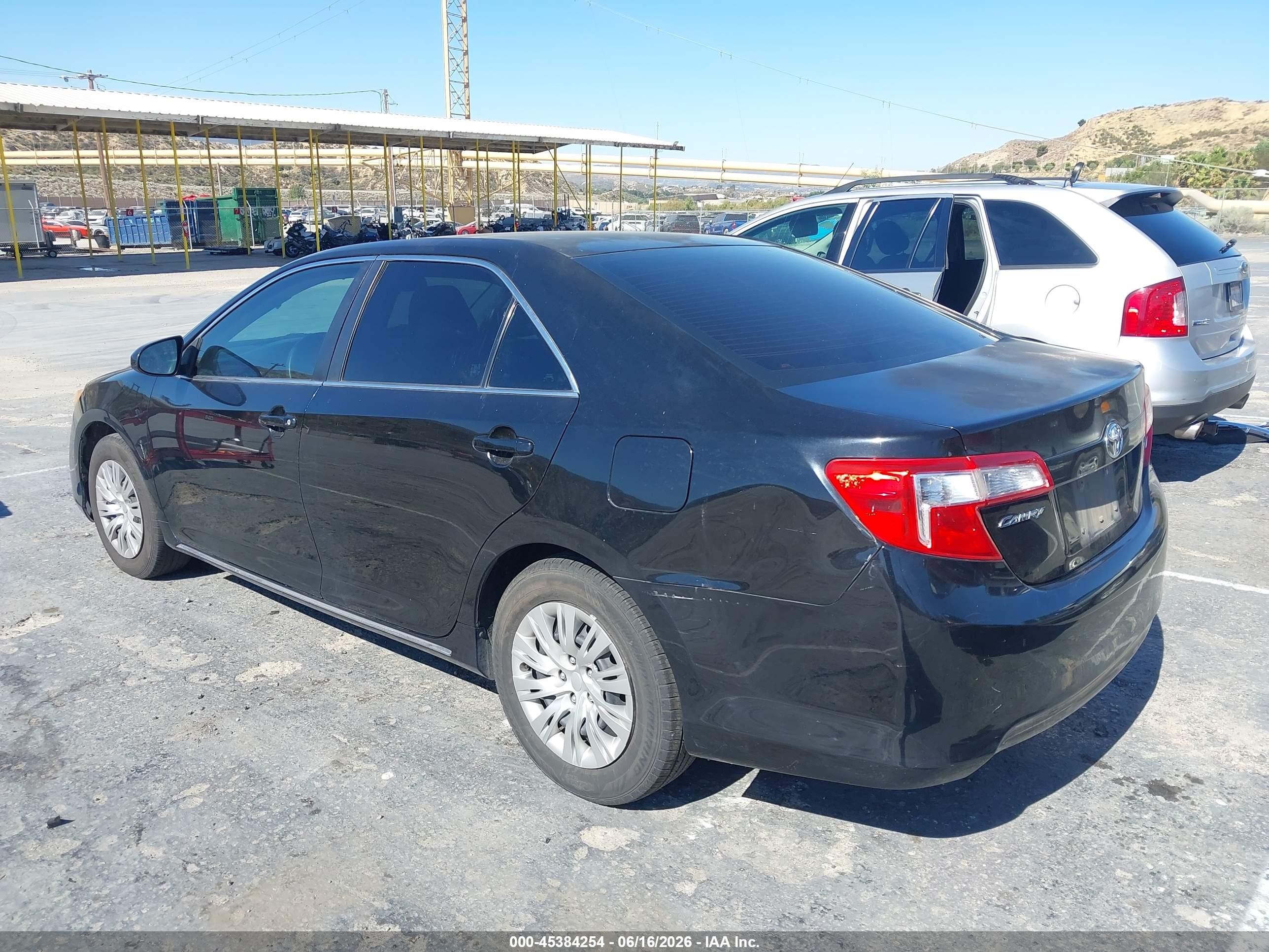 2012 Toyota Camry Le Black vin: 4T1BF1FK5CU585432