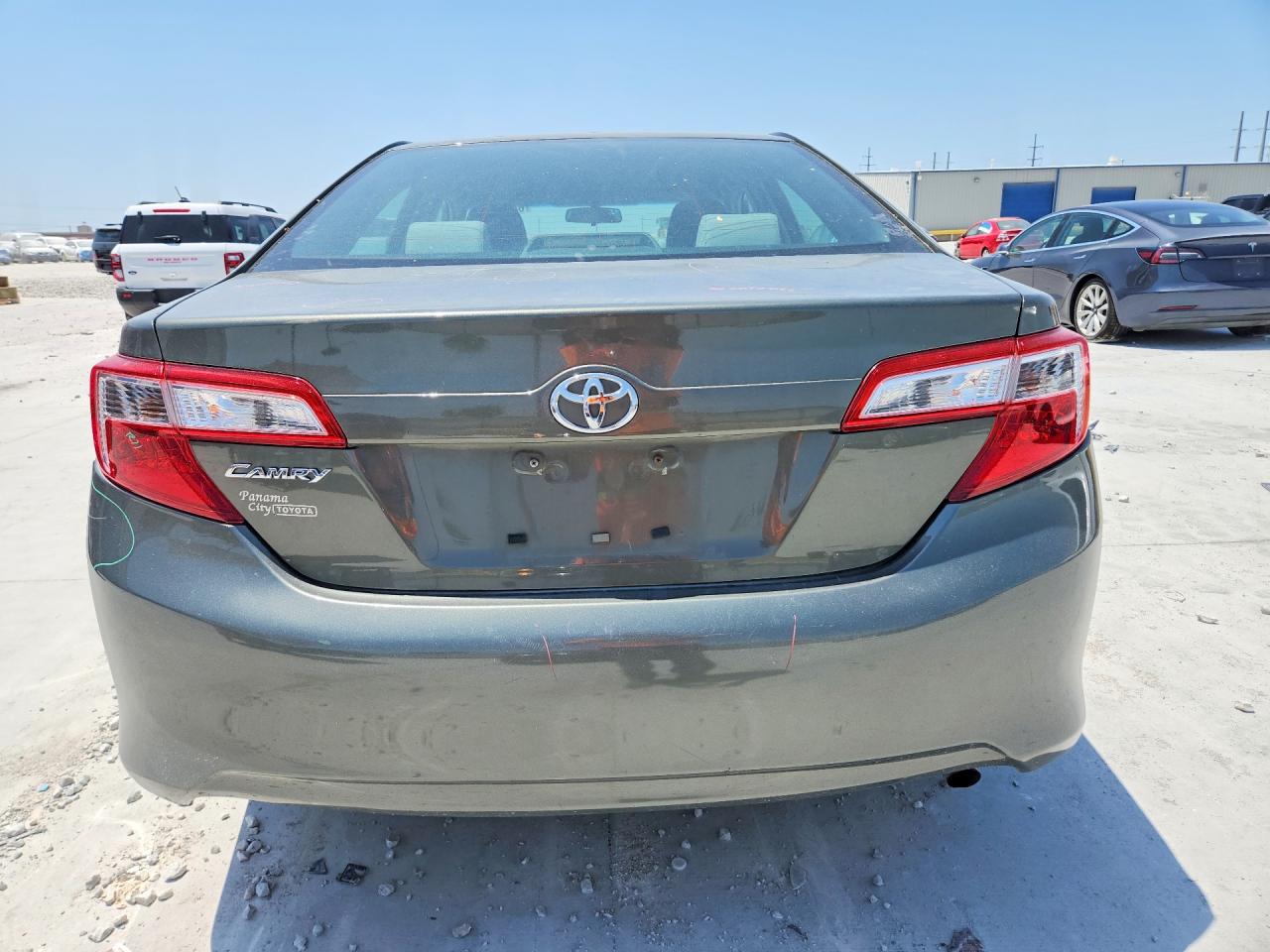 2012 Toyota Camry L Зеленый vin: 4T1BF1FK5CU592428