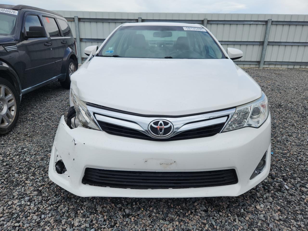 2012 Toyota Camry Xle White vin: 4T1BF1FK5CU607963