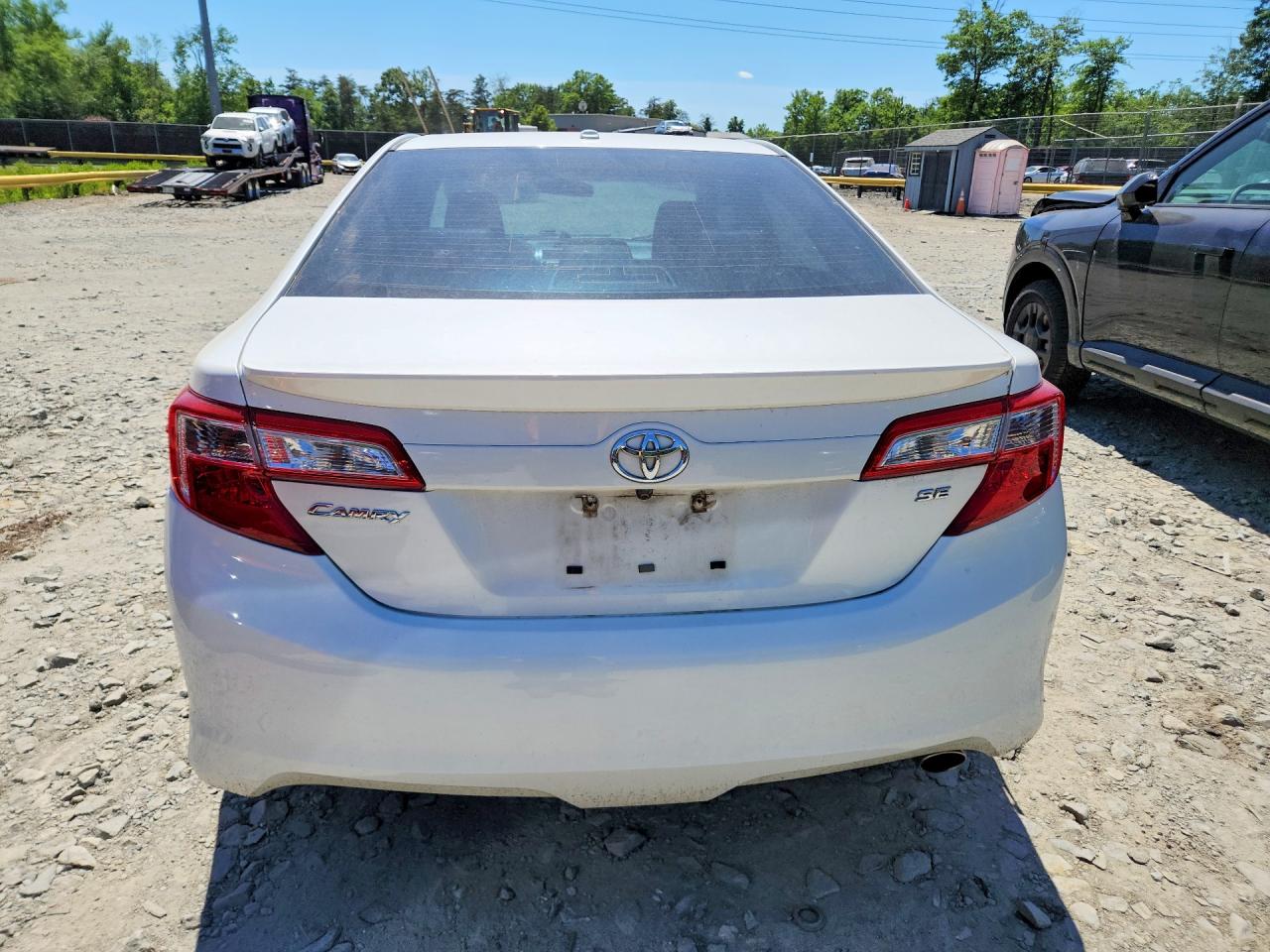 2012 Toyota Camry Se Sport Limited Edition White vin: 4T1BF1FK5CU623838