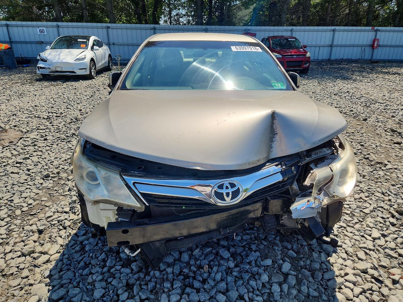 2013 Toyota Camry Le Gold vin: 4T1BF1FK5DU206768