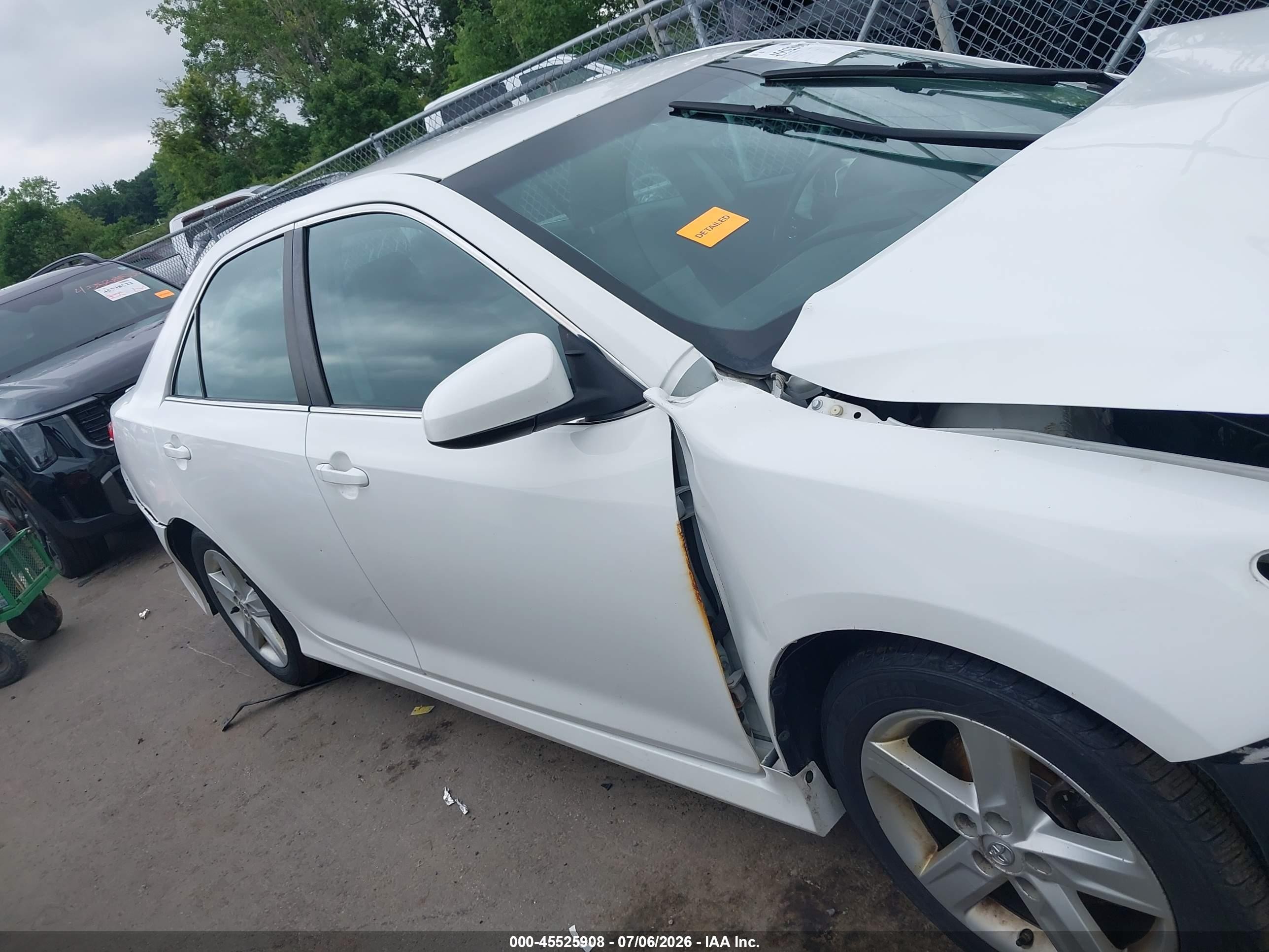 2013 Toyota Camry Se White vin: 4T1BF1FK5DU241911