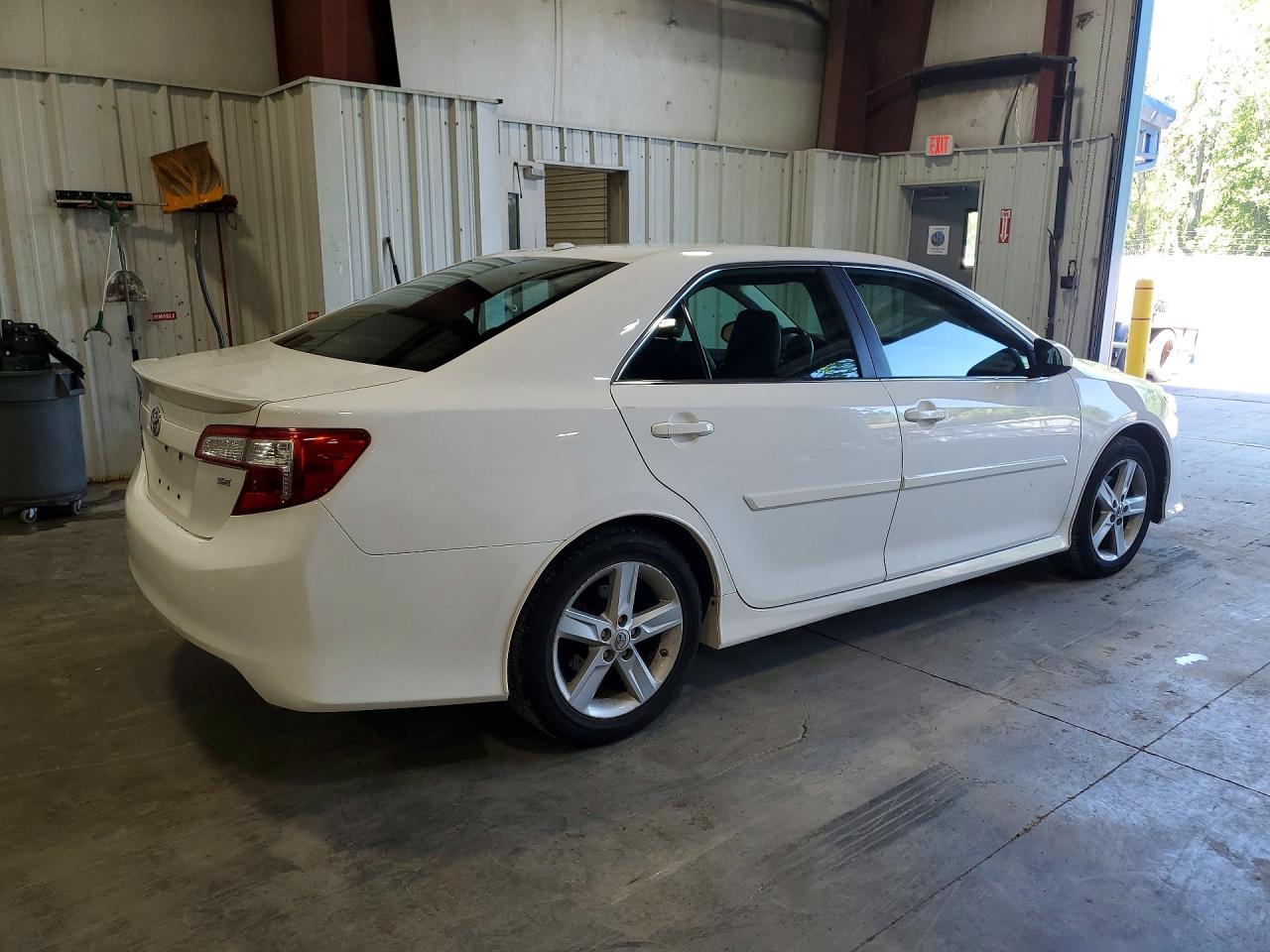 2013 Toyota Camry Se Белый vin: 4T1BF1FK5DU242623